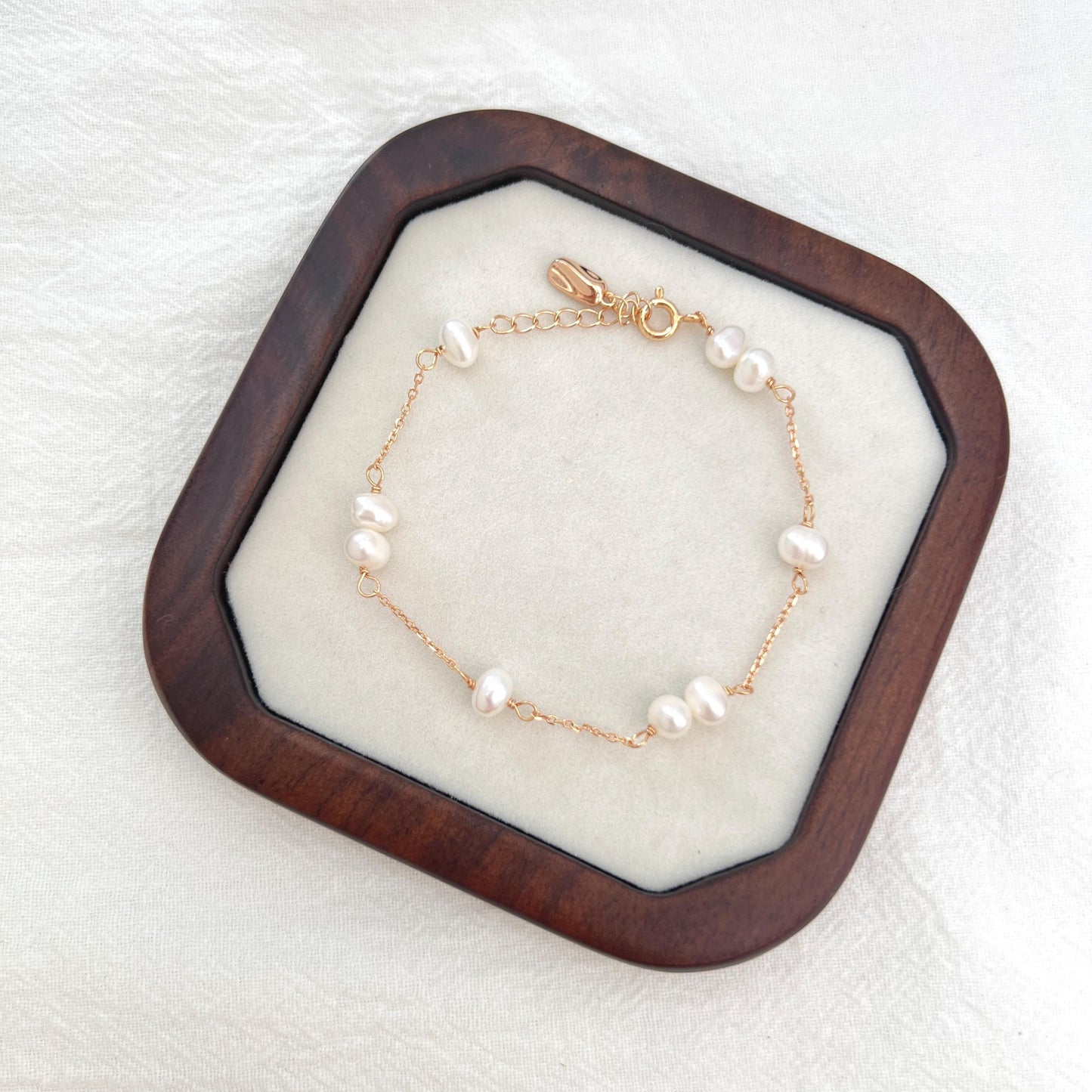 18K gold freshwater baroque pearl beaded bracelet, minimalist design