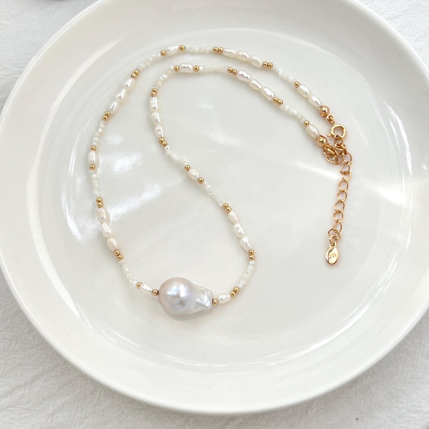 Natural Baroque Pearl Beaded Choker Statement Necklace