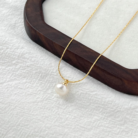 Tiny Golden Chain With Single Baroque Pearl Pendant Necklace