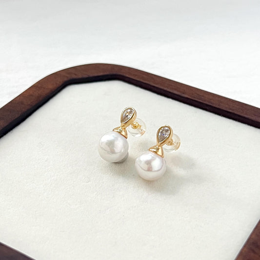 18K gold baroque freshwater pearl and crystal stud earrings, elegant minimalist bridal jewelry