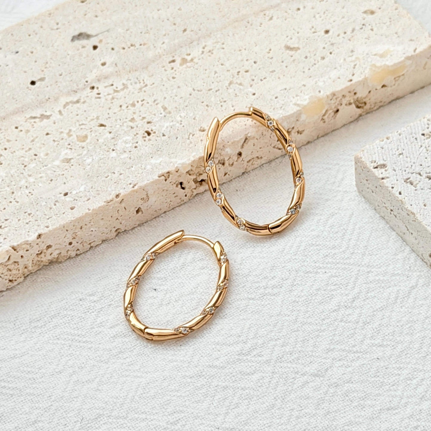 18K Gold Vintage Twisted Rope Hoop CZ Earrings,Minimalist Starlight Oval Hoops,Dainty Everyday Star Sparkle Jewelry,Birthday Gifts For Her