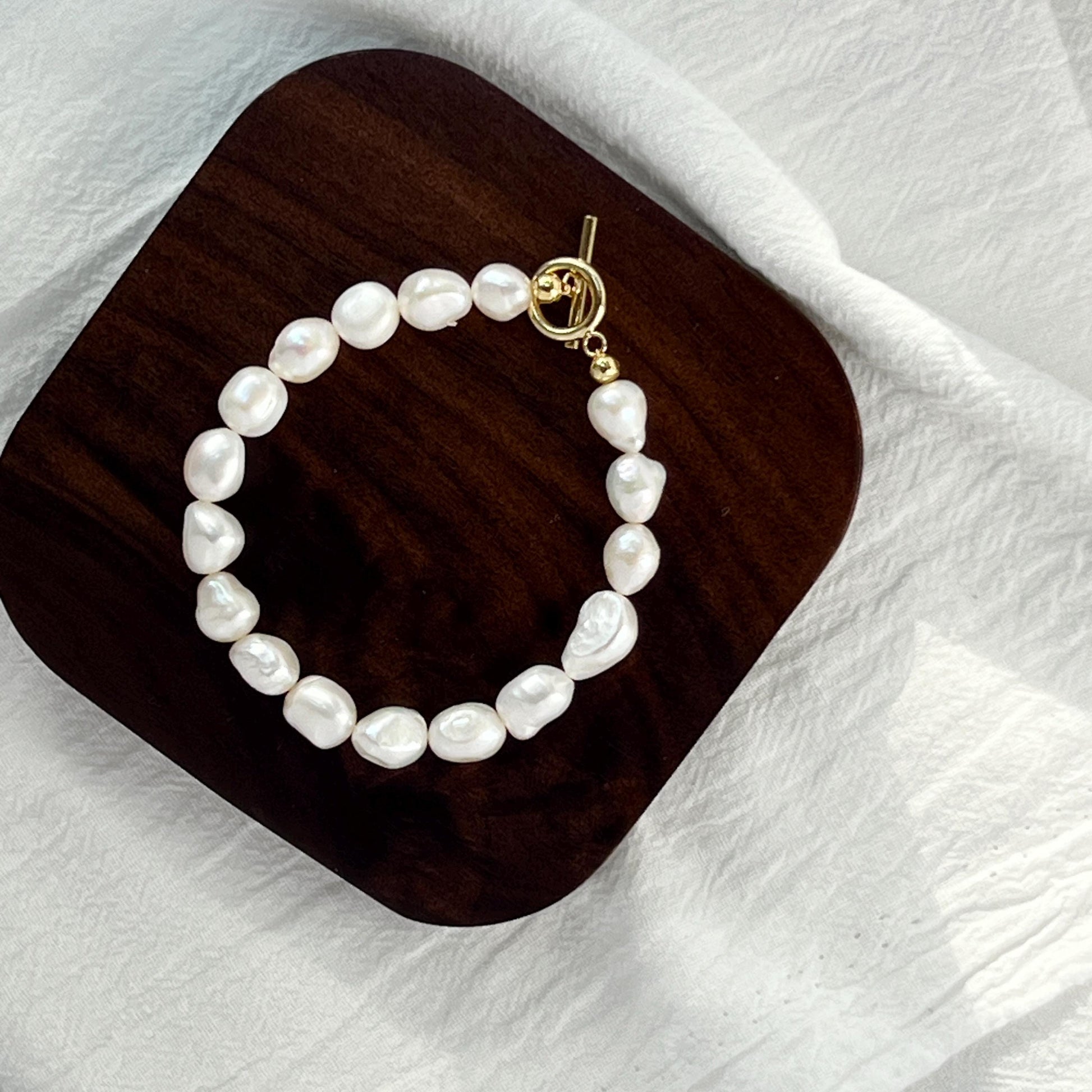 Freshwater Baroque Pearl Beaded Bracelet,Minimalist Dainty Toggle Bracelet,Wedding Bridal Jewelry,Bridesmaid Gift,Birthday Gift For Her