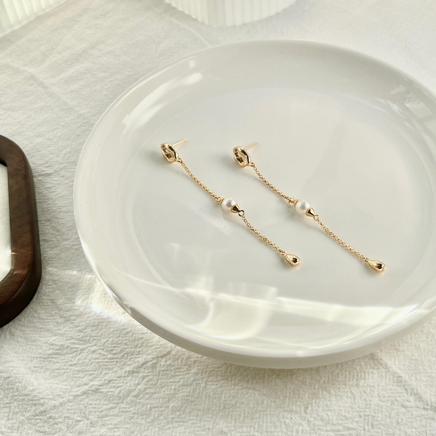 18K Gold Extra Long Linear Natural Pearl Earrings,Dainty Drop Chain Earrings,Minimalist Wedding Bridal Long Line Earrings,Bridesmaid Gifts