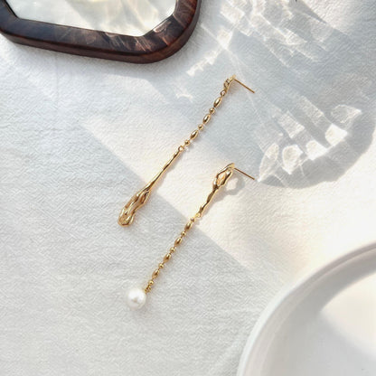 18K Gold Asymmetrical Extra Long Statement Pearl Earrings,Minimal Mismatched Long Drop Natural Pearl Earrings,Wedding Jewelry Gifts For Her