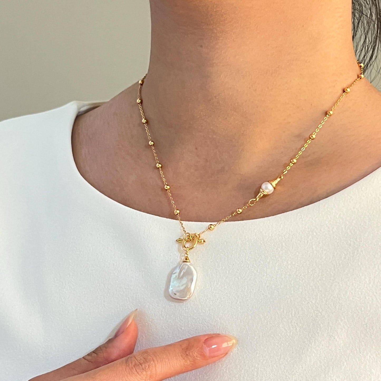 18K Gold Natural Baroque Pearl Toggle Necklace,Minimalist Boho Bridal Stacking Necklace,Dainty Gold Ball Chain,Bridesmaid Gift,Birthday Gift