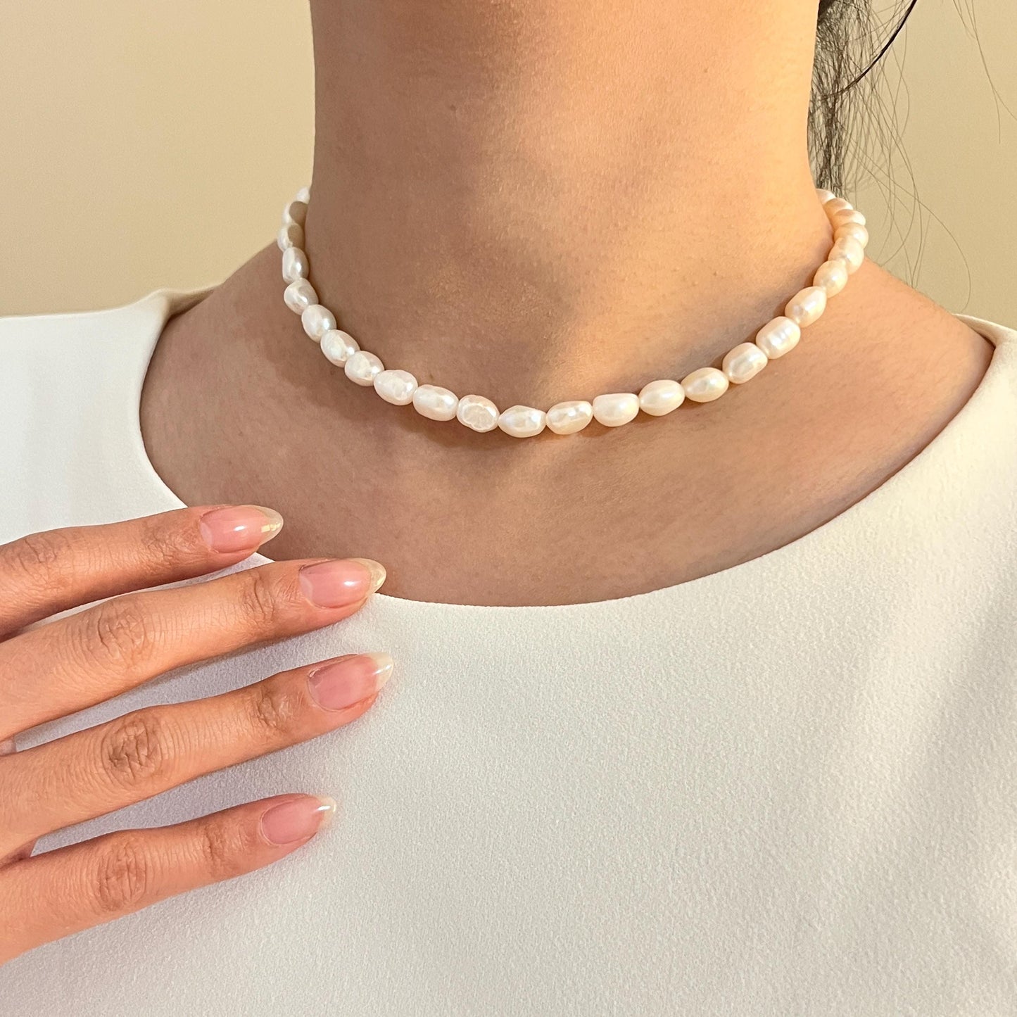 18K Gold Natural Medium Size Baroque Pearl Choker Necklace,Minimalist Elegant Beaded Bridal Pearl Choker,Bridesmaid Gifts,Birthday Gifts