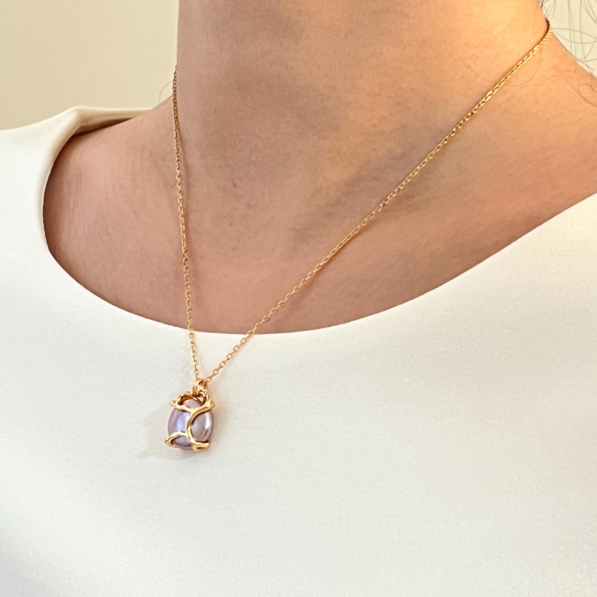 18K Gold Baroque Purple Pearl Double Sided Necklace,Minimalist Dainty Coin Pearl Reversible Necklace,Vintage Wedding Jewelry,Birthday Gifts