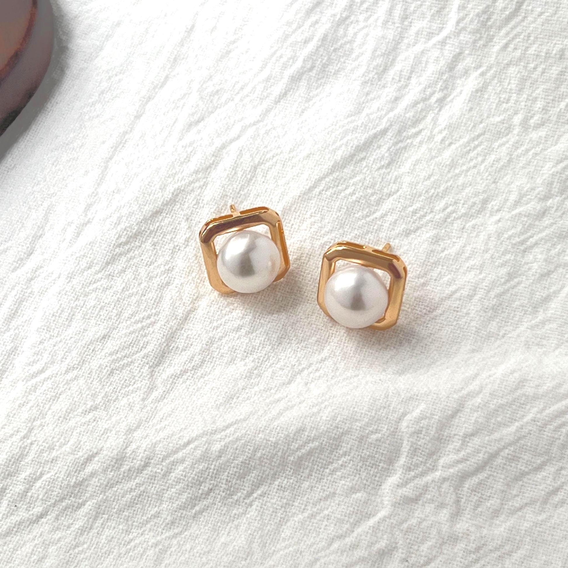18K Vintage Gold Freshwater Pearl Stud Earrings,Minimalist Dainty Simple Gold Earrings Studs,Wedding Bridal Jewelry,Birthday Gifts For Her