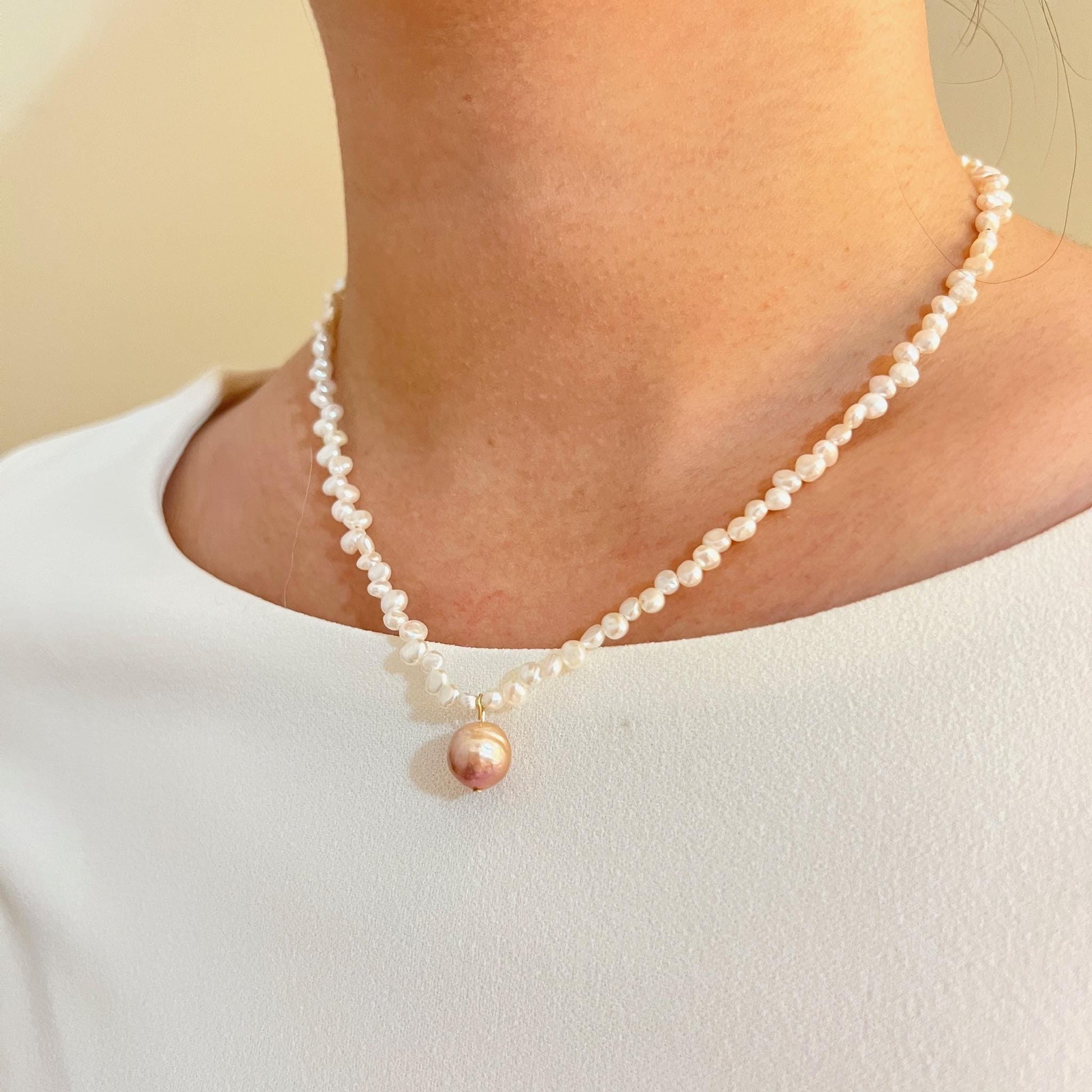 Dainty Freshwater Baroque Pearl Beaded Zigzag Necklace,Minimalist Dainty Interlaced Pearl Bead Choker,Wedding Bridal Jewelry,Birthday Gifts