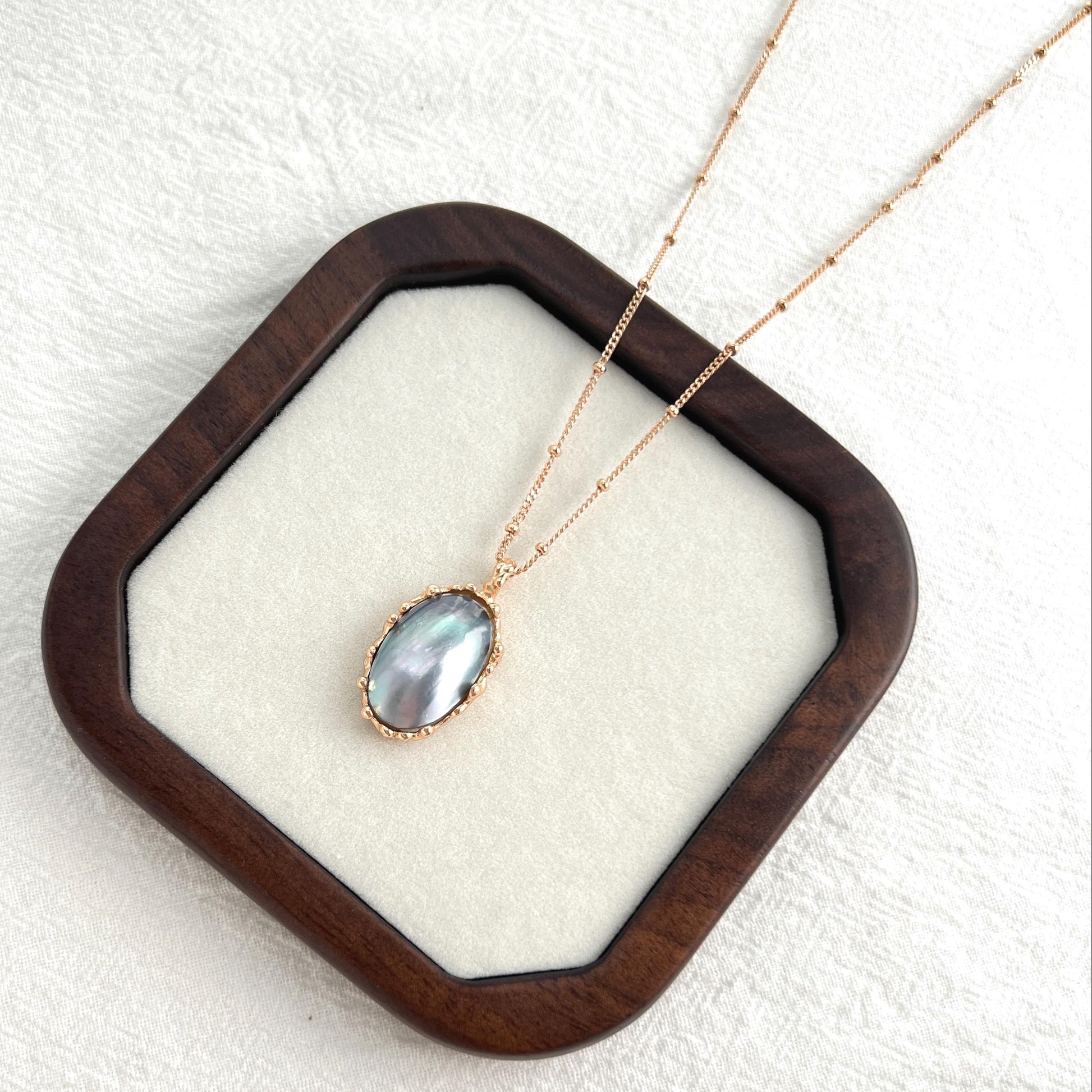 18K Gold Vintage Natural Mabe Pearl Pendant Statement Necklace,Minimalist Everyday Jewelry,Mother's Gift,Elegant Birthday Gifts For Women