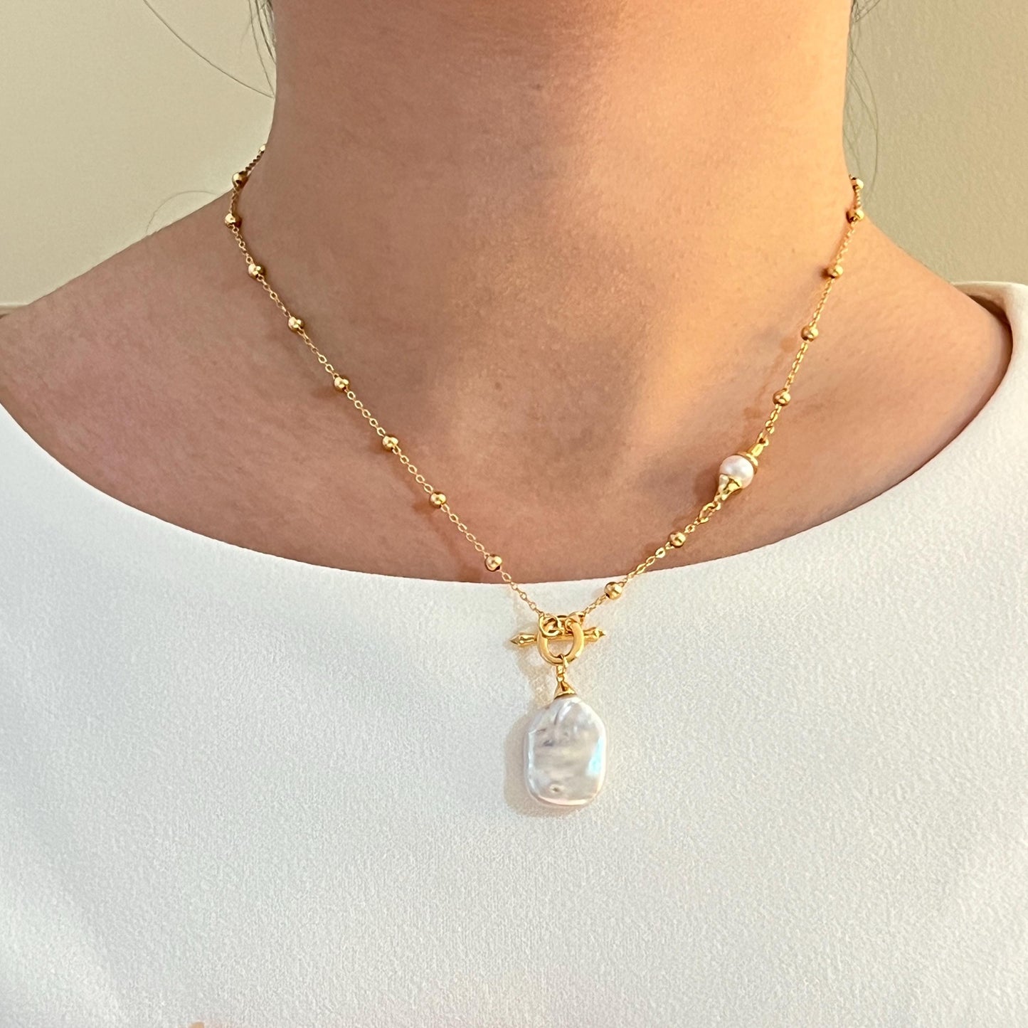 18K Gold Natural Baroque Pearl Toggle Necklace,Minimalist Boho Bridal Stacking Necklace,Dainty Gold Ball Chain,Bridesmaid Gift,Birthday Gift