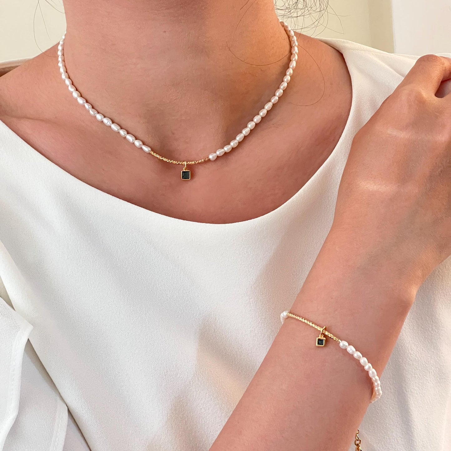 18K Gold Dainty Green CZ Charm Baroque Pearl Beads Bracelet,Minimalist Elegant Beaded Bracelet,Wedding Bridal Jewelry,Birthday Gift For Her