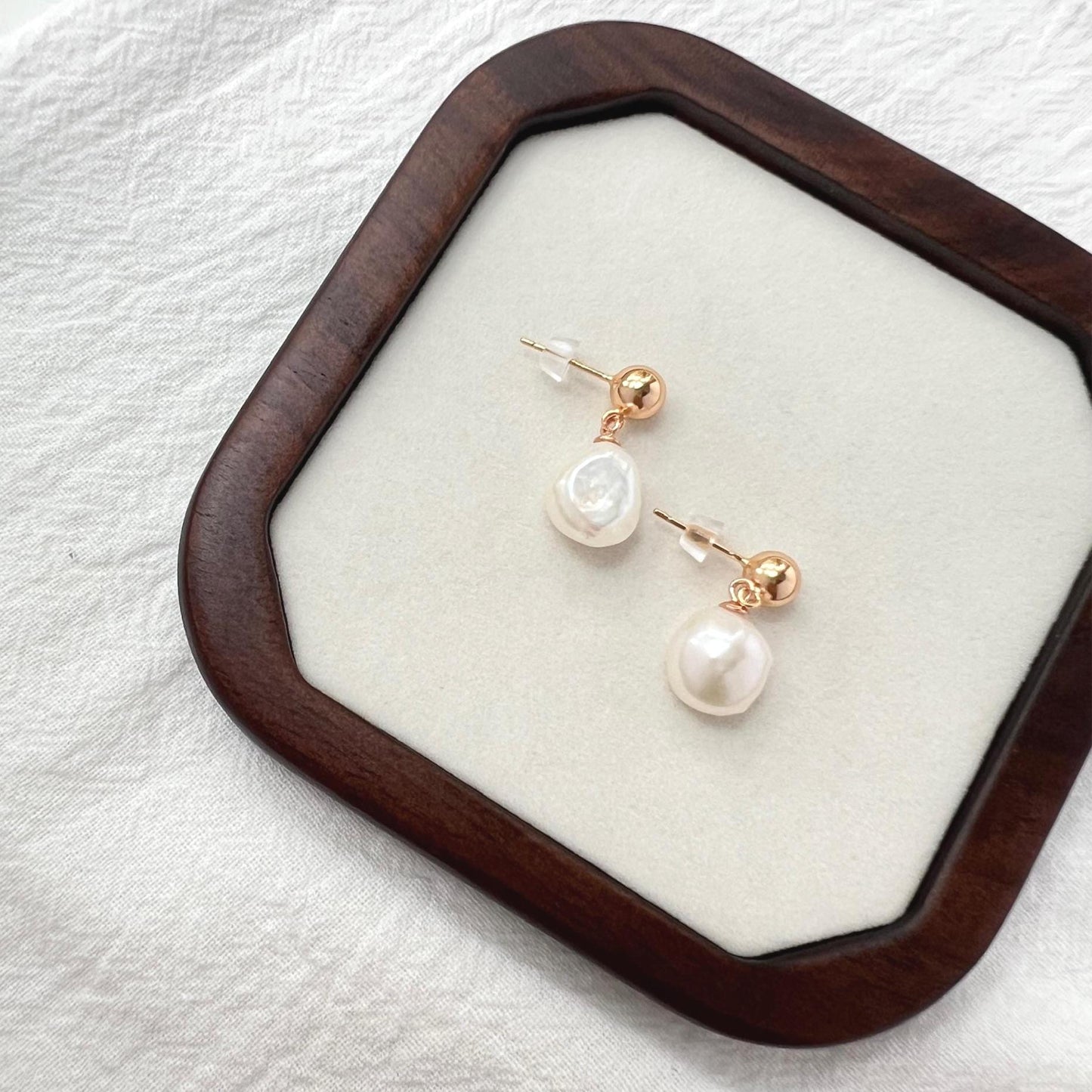 gold and pearl earrings with natural freshwater pearl, delicate jewelry gift for her