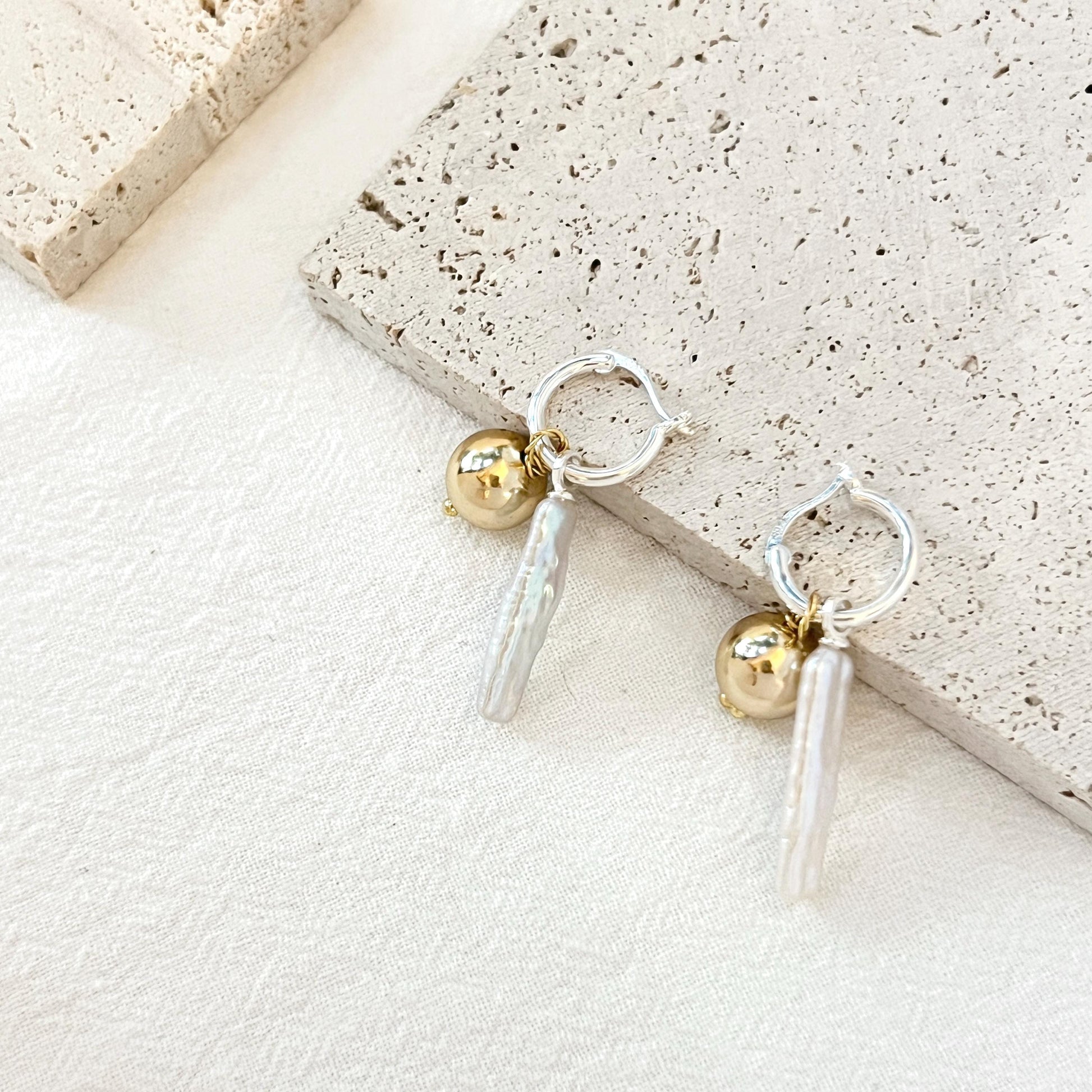 Freshwater Baroque Bar Pearl Dangling Earrings,Minimalist Dangle Hoop Earrings,Dainty Huggie Earrings,Wedding Jewelry,Birthday Gifts For Her