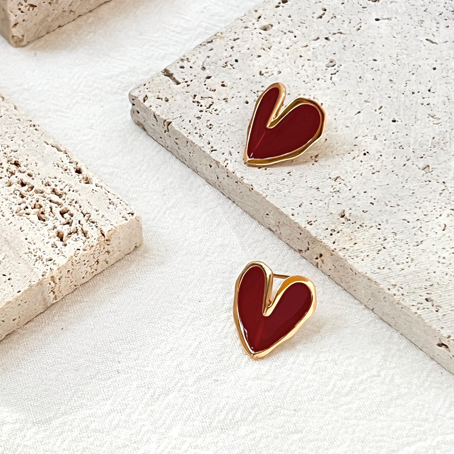 18K Gold Red Enamel Love Heart Stud Earrings,Dainty Minimalist Everyday Earrings Studs,Anniversary Gift,Birthday Gift,Christmas Gift For Her