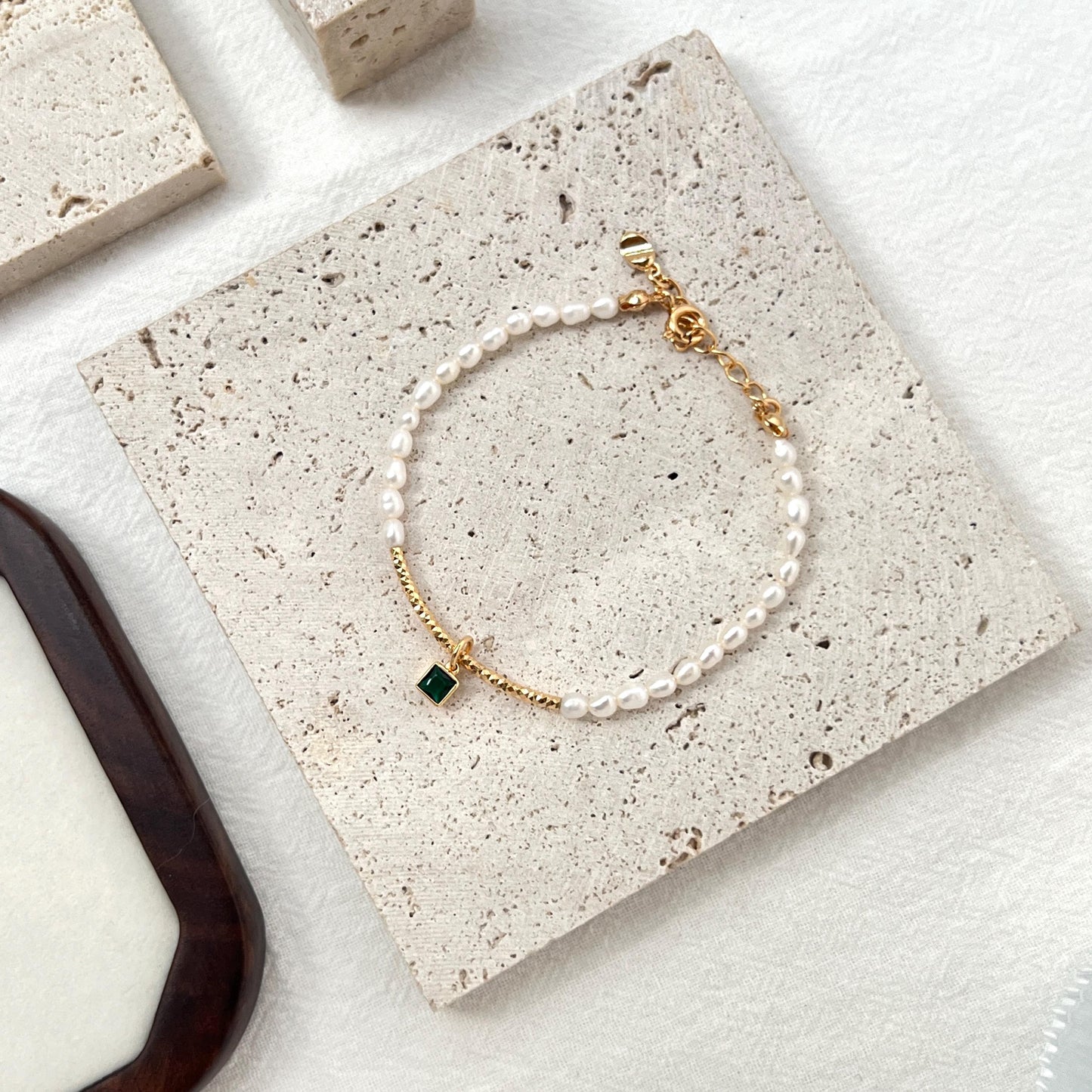 18K Gold Dainty Green CZ Charm Baroque Pearl Beads Bracelet,Minimalist Elegant Beaded Bracelet,Wedding Bridal Jewelry,Birthday Gift For Her