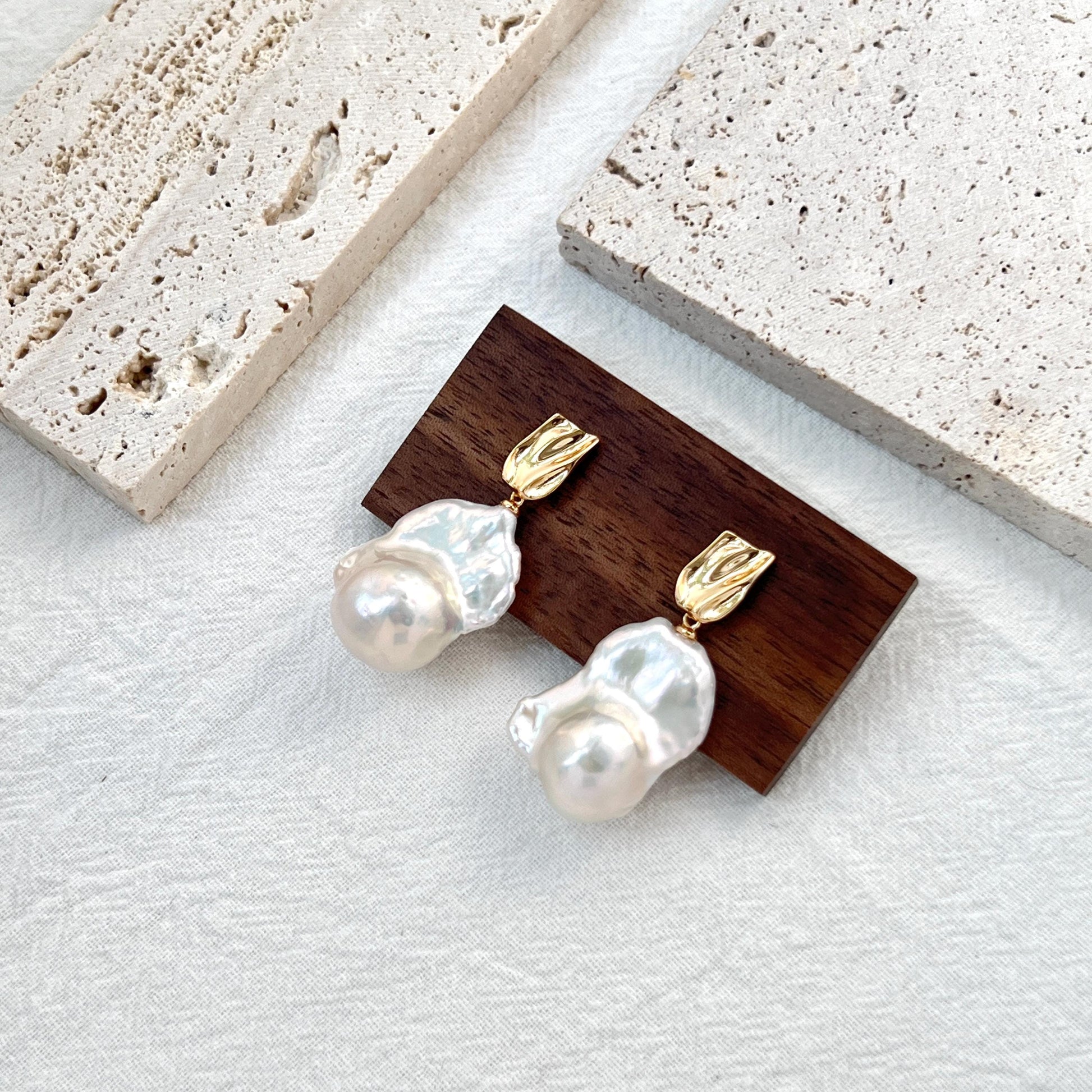 18K Gold Large Baroque Pearl Drop Earrings,Chunky High Luster Pearl Dangling Statement Earrings,Wedding Bridal Jewelry,Birthday Gift For Her