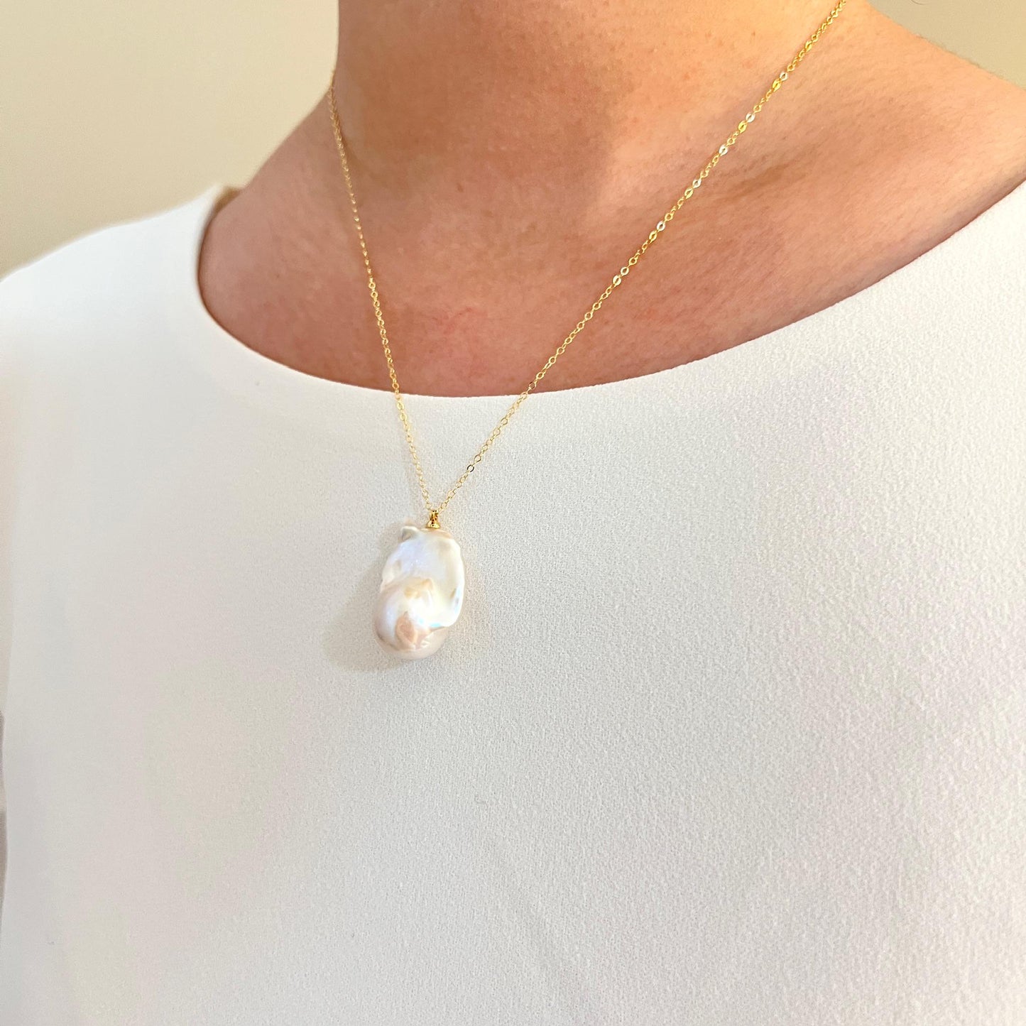 Large Freshwater Baroque Pearl Minimalist Statement Necklace,Big Pearl Dainty Gold Chain Everyday Necklace,Wedding Jewelry,Gifts For Her