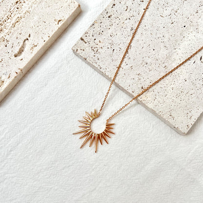 18K Vintage Gold Celestial Sun Necklace,Minimalist Sunshine Necklace,Dainty Sunburst Necklace,Elegant Everyday Jewelry,Birthday Gift for Her