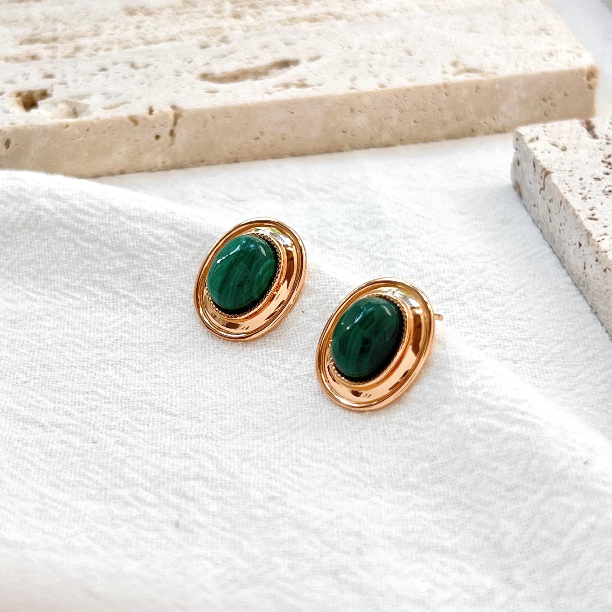18K Vintage Gold Malachite Stud Earrings,Minimalist Green Gemstone Earrings Studs,Dainty Elegant Everyday Jewelry,Birthday Gifts For Mothers