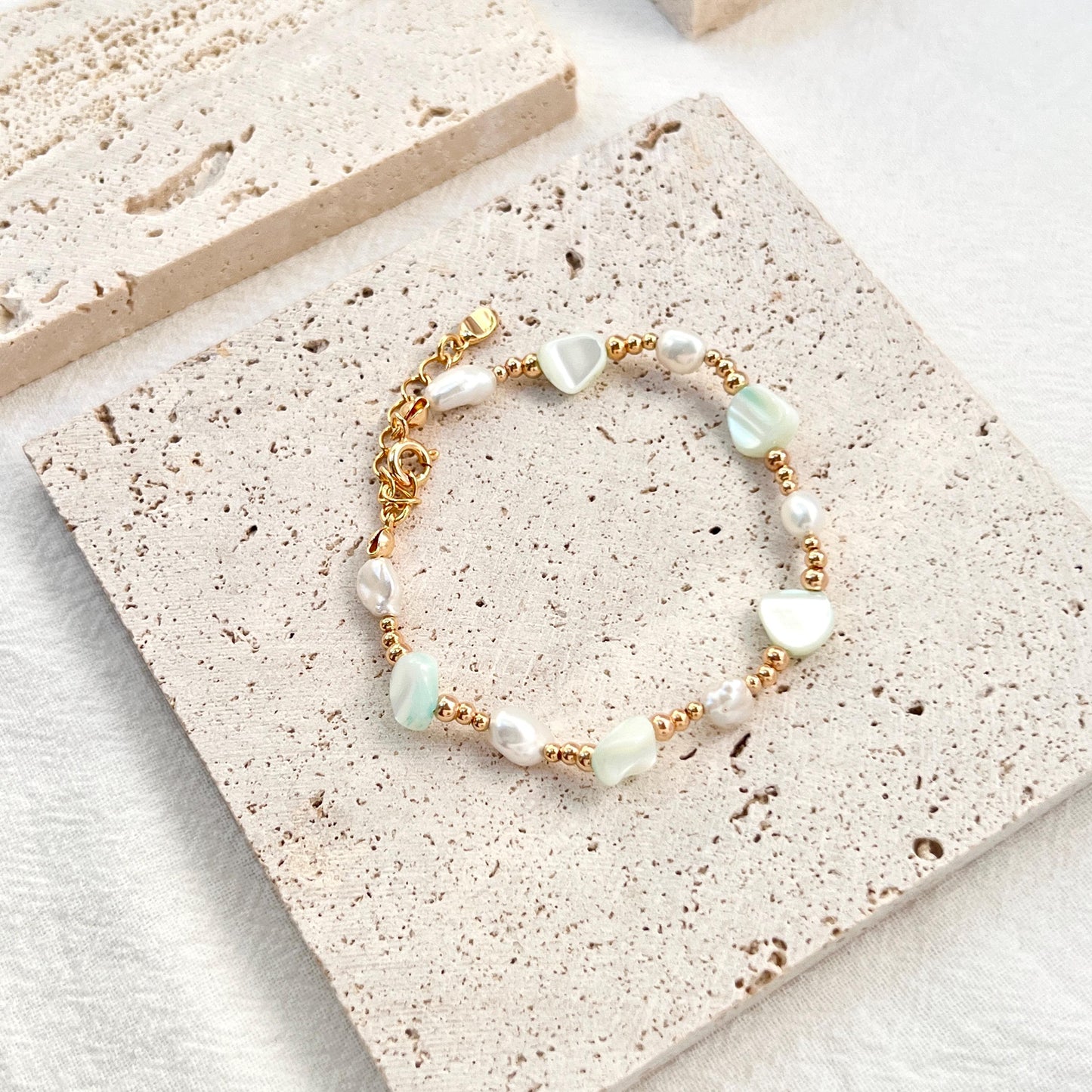 18K Gold Dainty Baroque Pearl Shell Bracelets,Minimalist Everyday Bead Bracelet,Wedding Bridal Jewelry,Bridesmaid Gift,Birthday Gift For Her