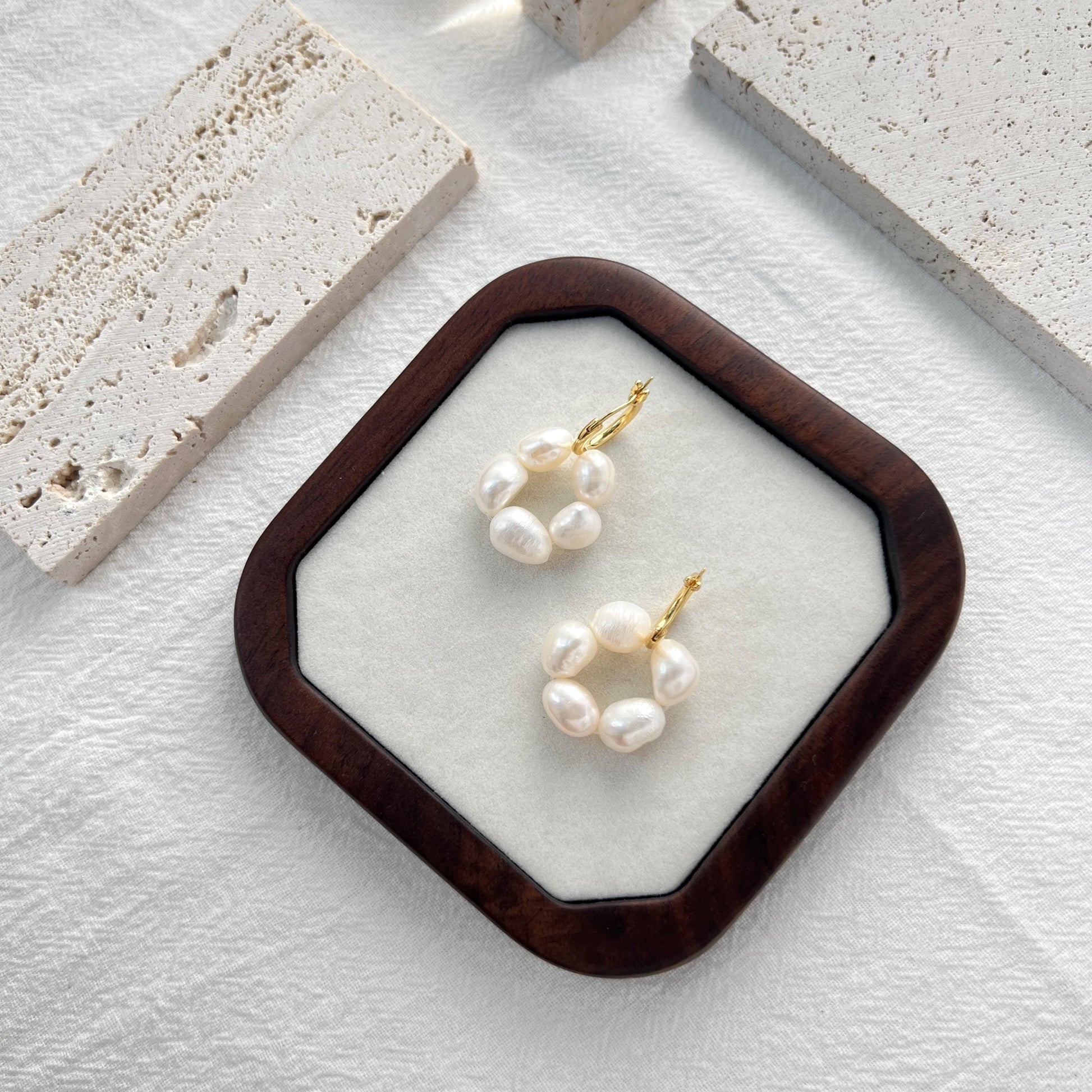 Freshwater Pearl Flower Hoop Earrings,Dainty Baroque Pearl Bead Huggie Earrings,Minimalist Drop Dangle Earrings,Wedding Jewelry,Gift For Her