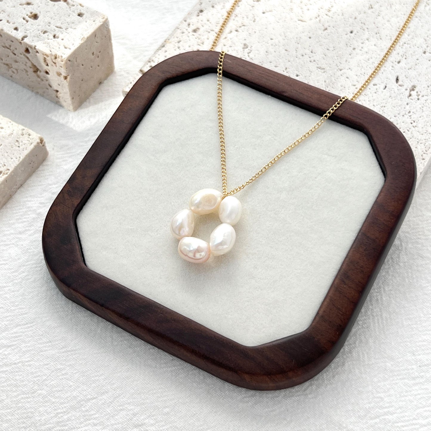 Dainty Freshwater Baroque Pearl Beaded Flower Necklace,Minimalist Everyday Floral Necklace,Bridesmaid Gift,Birthday Christmas Gift For Women