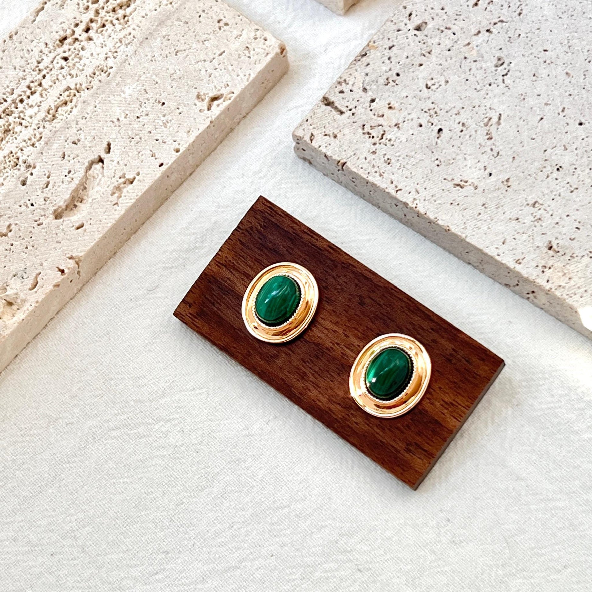 18K Vintage Gold Malachite Stud Earrings,Minimalist Green Gemstone Earrings Studs,Dainty Elegant Everyday Jewelry,Birthday Gifts For Mothers