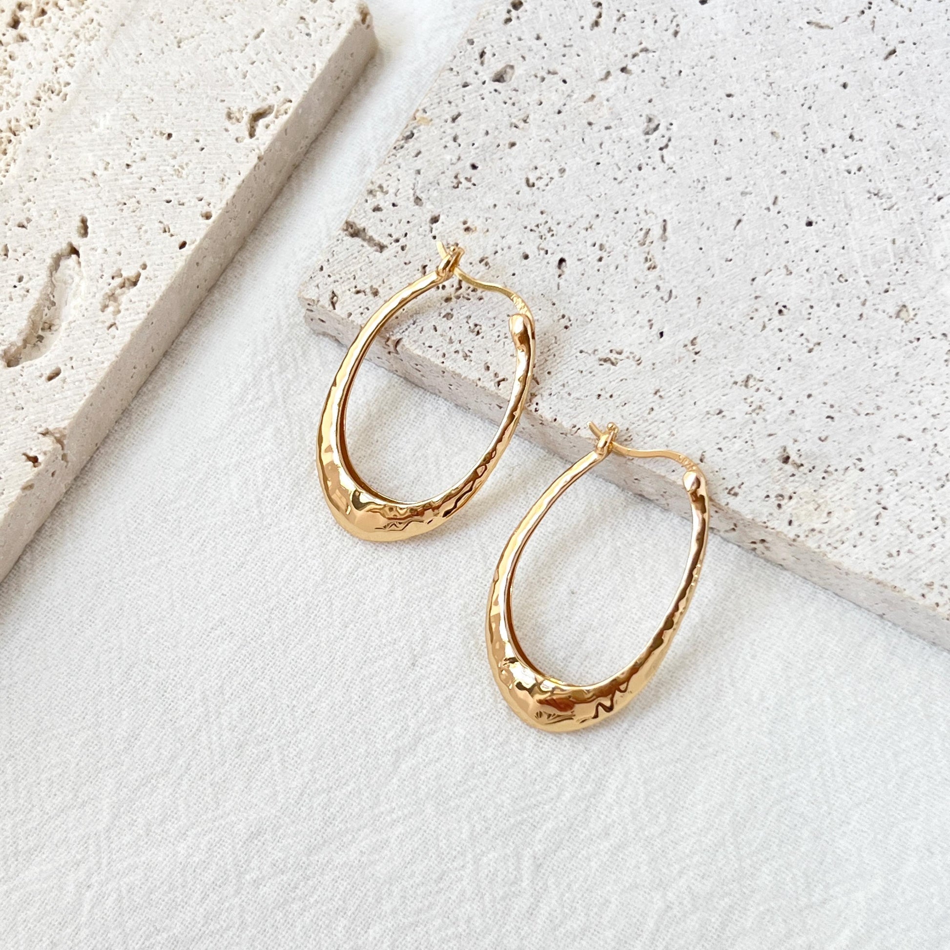 18K Gold Vermeil Hammered Oval Hoop Earrings,Dainty Modern Design Earrings,Minimalist Classic Everyday Jewelry,Christmas Gift,Birthday Gift