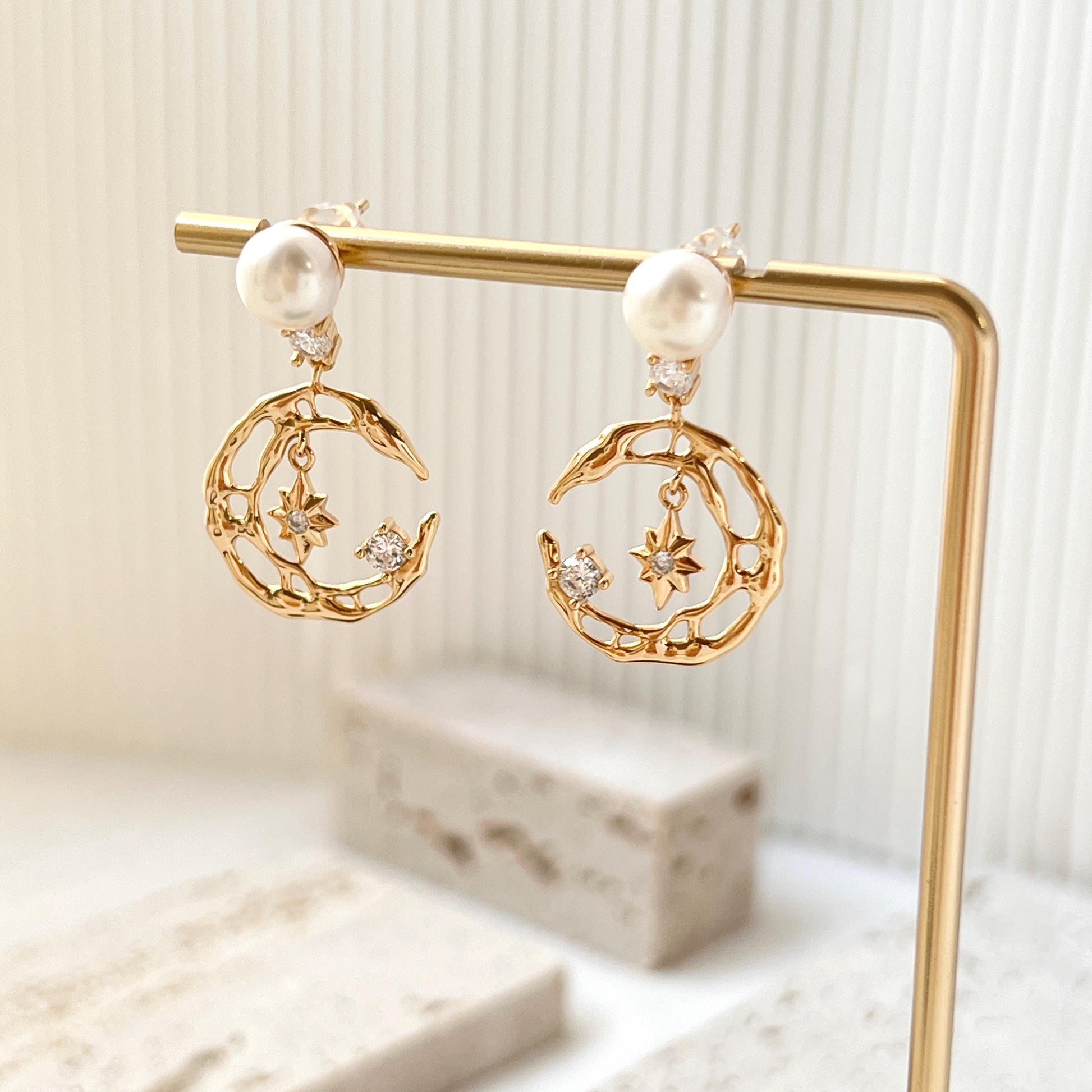 18K Gold Moon Star Celestial Pearl Dangle Earrings,Minimalist Dainty Everyday Drop Earrings,Wedding Jewelry,Christmas Birthday Gifts For Her