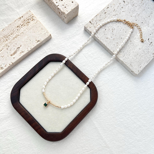 18K Gold Dainty Freshwater Baroque Pearl Beaded Necklace,Green CZ Charm Choker,Minimalist Pearl Beads Necklace,Bridal Jewelry,Gift For Her