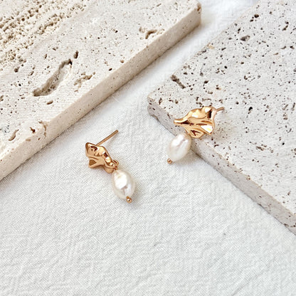 18K Vintage Gold Freshwater Baroque Pearl Dangling Earrings,Dainty Pearl Drop Earrings,Minimalist Everyday Earrings,Christmas Birthday Gifts