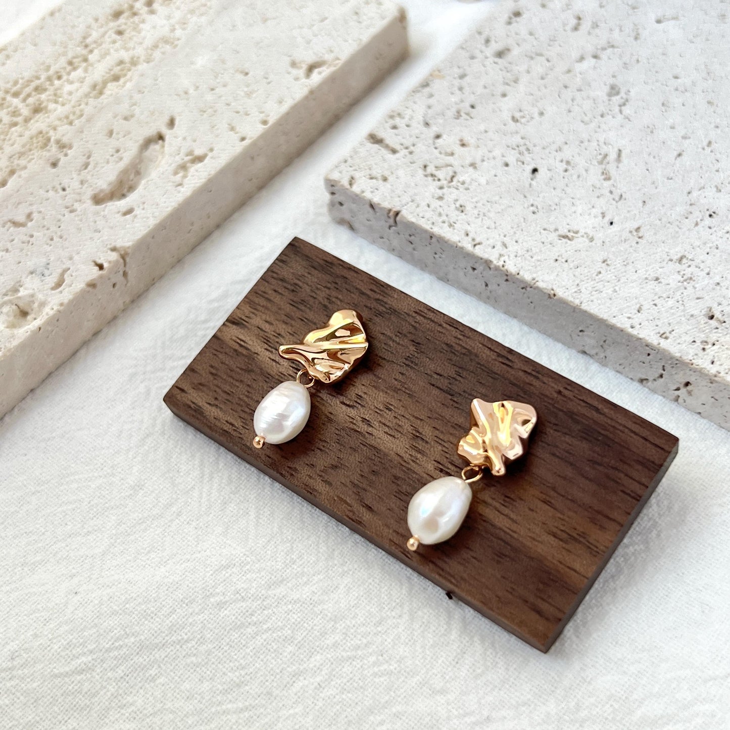 18K Vintage Gold Freshwater Baroque Pearl Dangling Earrings,Dainty Pearl Drop Earrings,Minimalist Everyday Earrings,Christmas Birthday Gifts