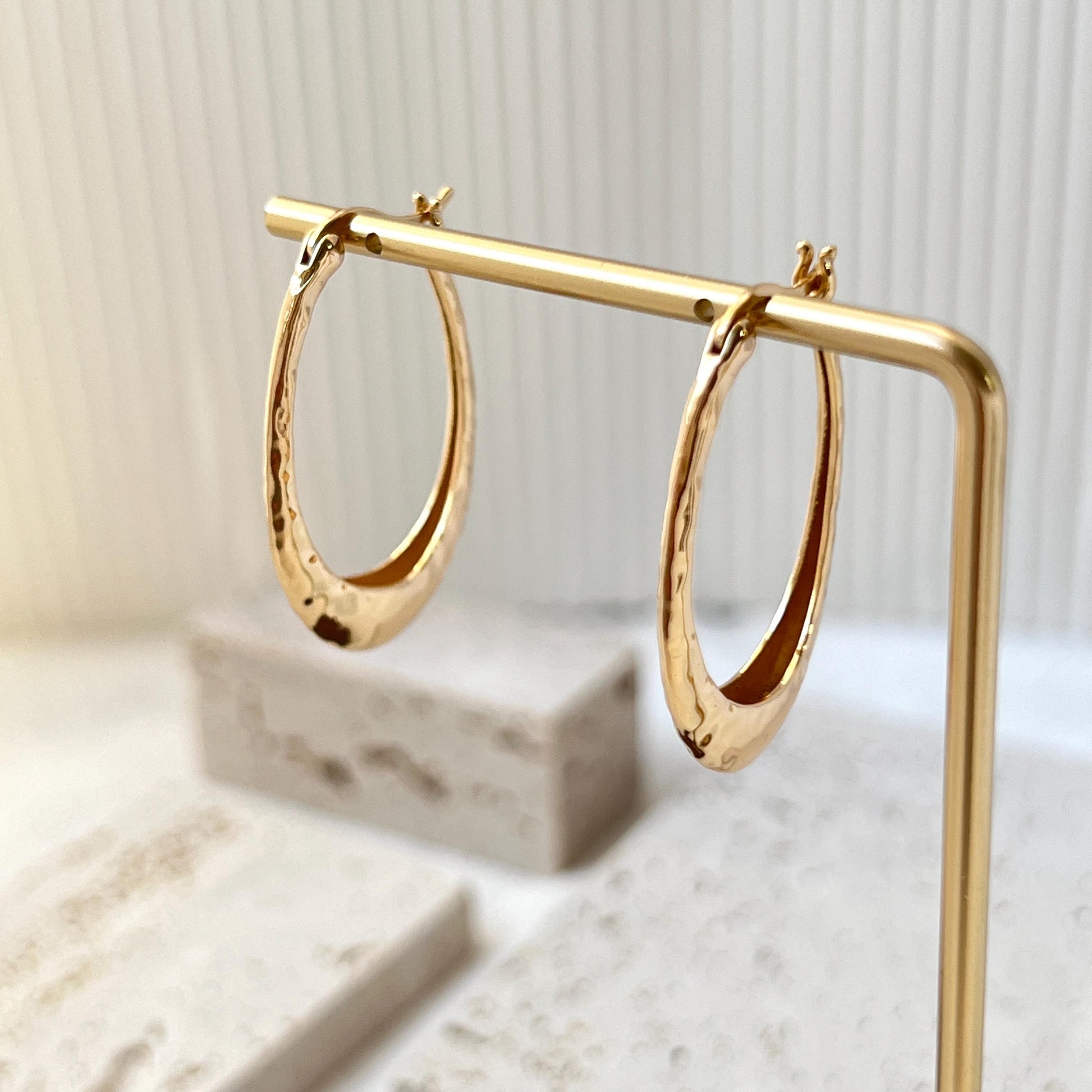18K Gold Vermeil Hammered Oval Hoop Earrings,Dainty Modern Design Earrings,Minimalist Classic Everyday Jewelry,Christmas Gift,Birthday Gift