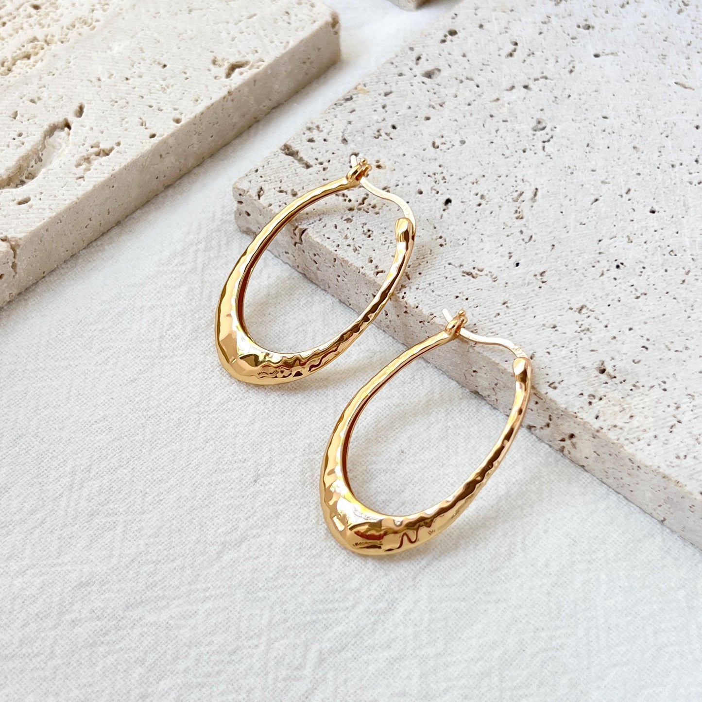 18K Gold Vermeil Hammered Oval Hoop Earrings,Dainty Modern Design Earrings,Minimalist Classic Everyday Jewelry,Christmas Gift,Birthday Gift