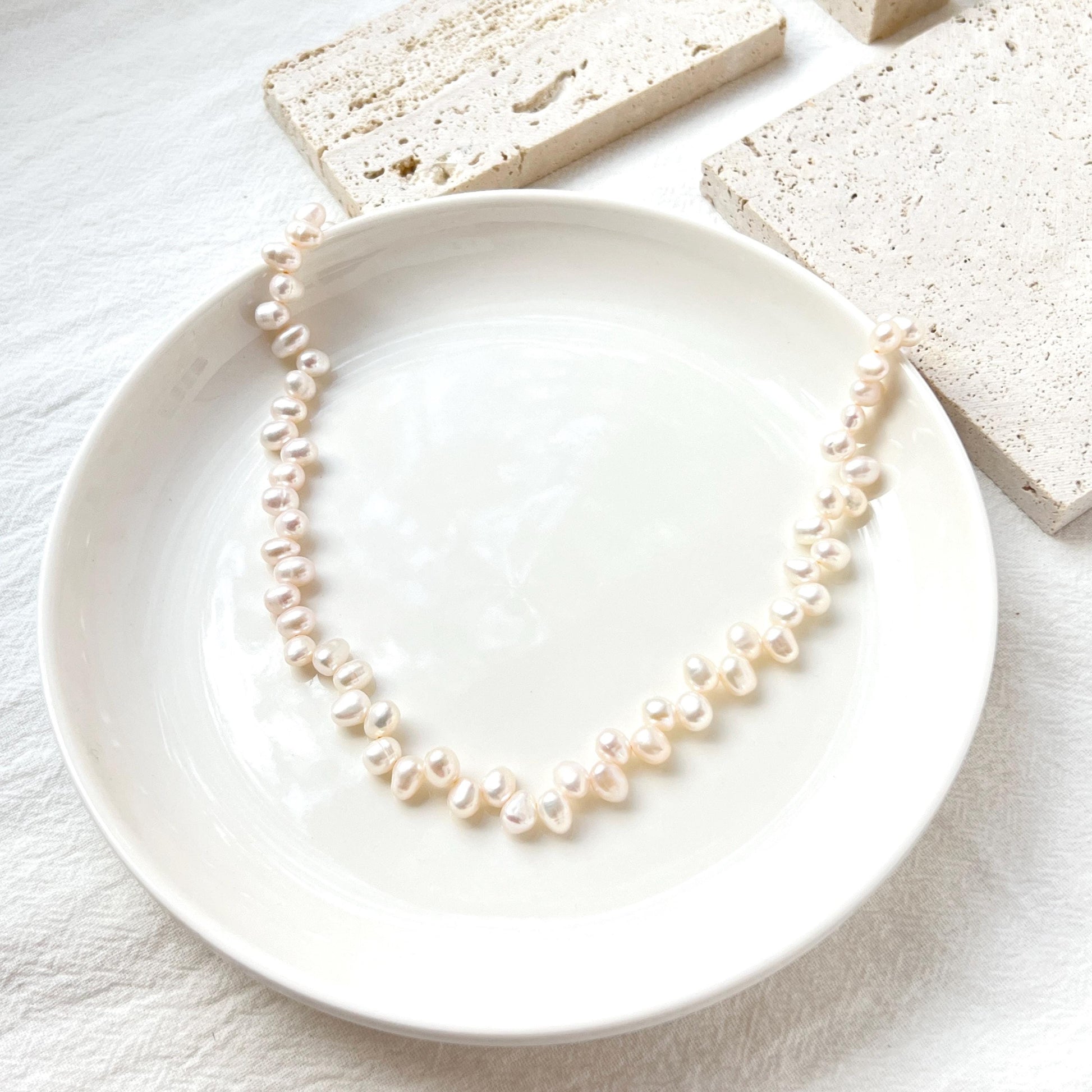 18K Gold Dainty Baroque Pearl Beaded Wedding Choker Necklace,Minimalist Elegant Bridal Jewelry,Bridesmaid Gift,Christmas Gift,Birthday Gift