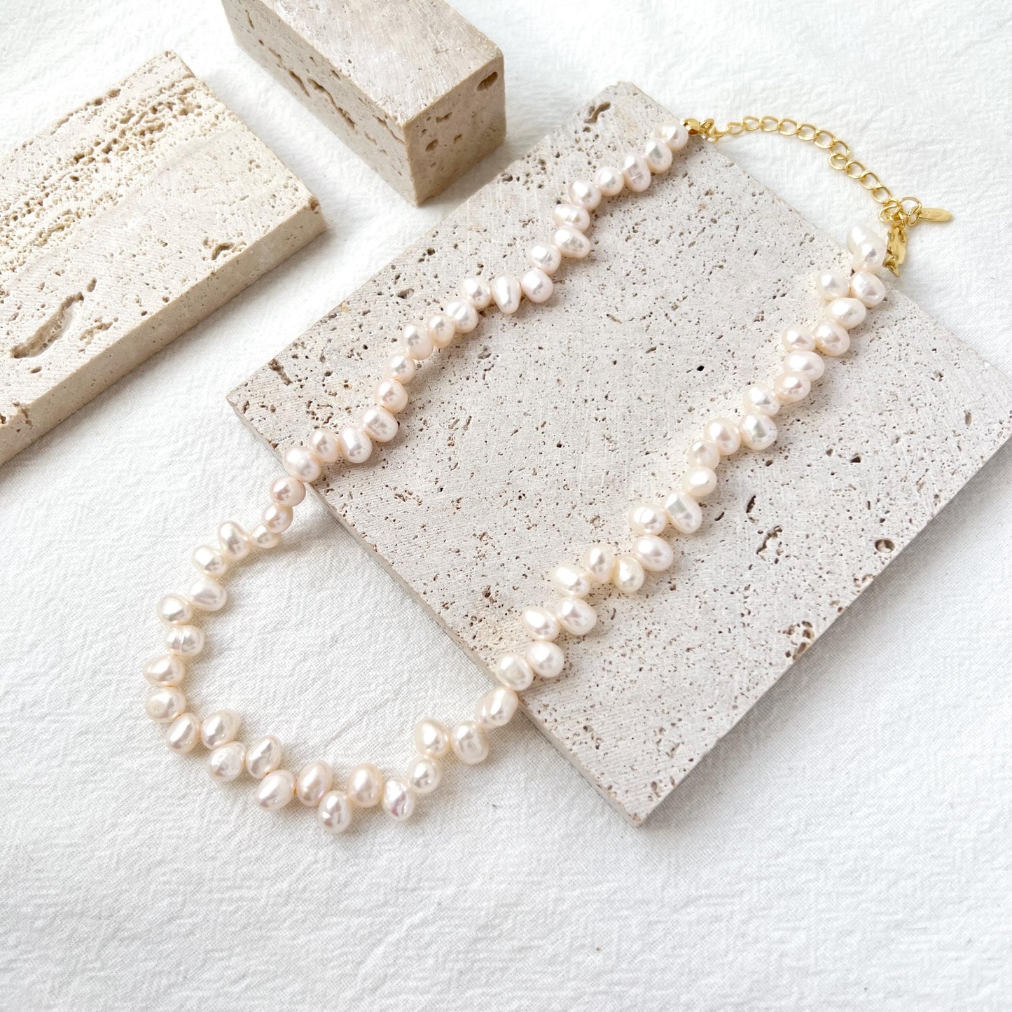 18K Gold Dainty Baroque Pearl Beaded Wedding Choker Necklace,Minimalist Elegant Bridal Jewelry,Bridesmaid Gift,Christmas Gift,Birthday Gift