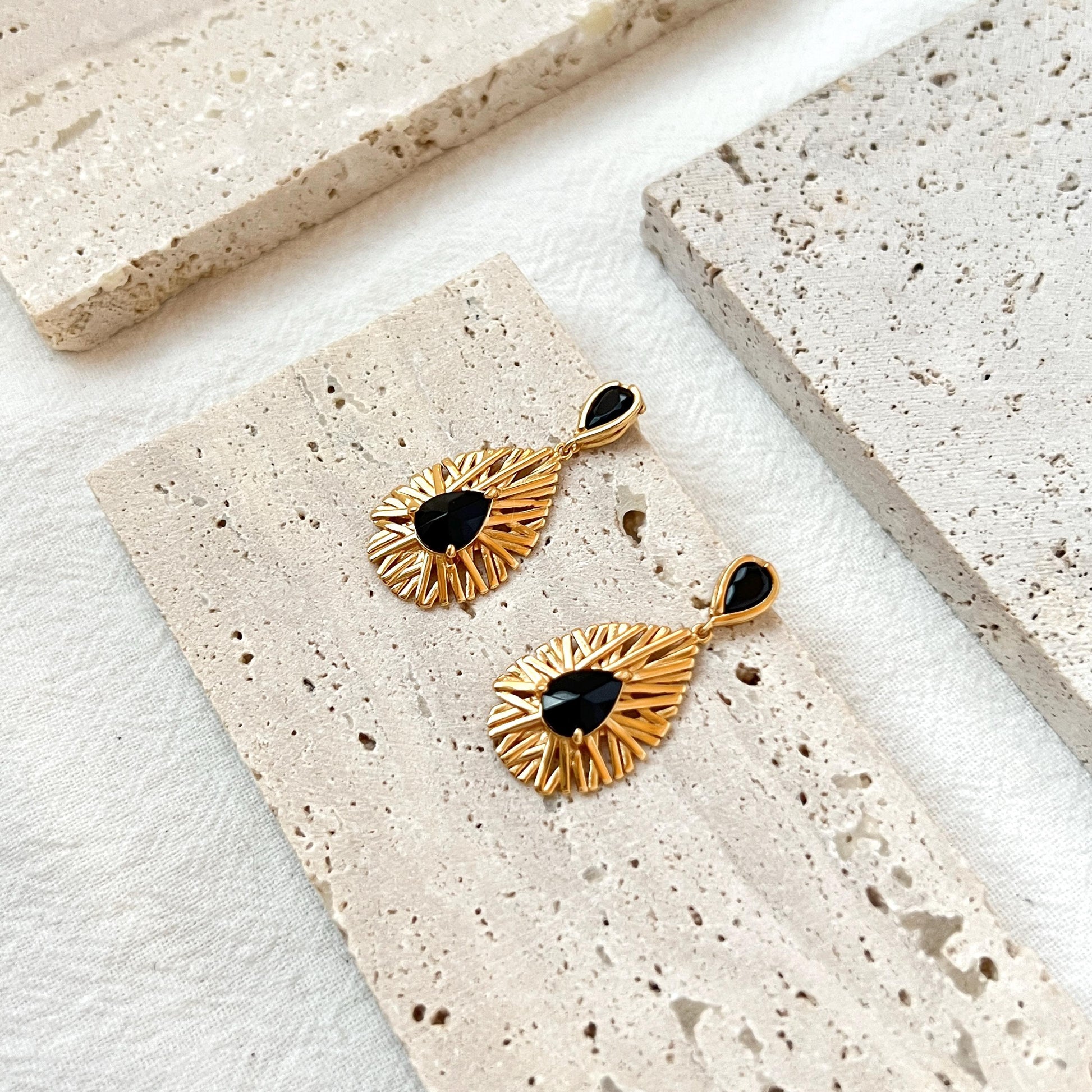 18K Vintage Gold Black CZ Sunburst Dangling Earrings,Dainty Teardrop Sun Dangle Earrings,Minimalist Everyday Jewelry,Birthday Gifts For Her