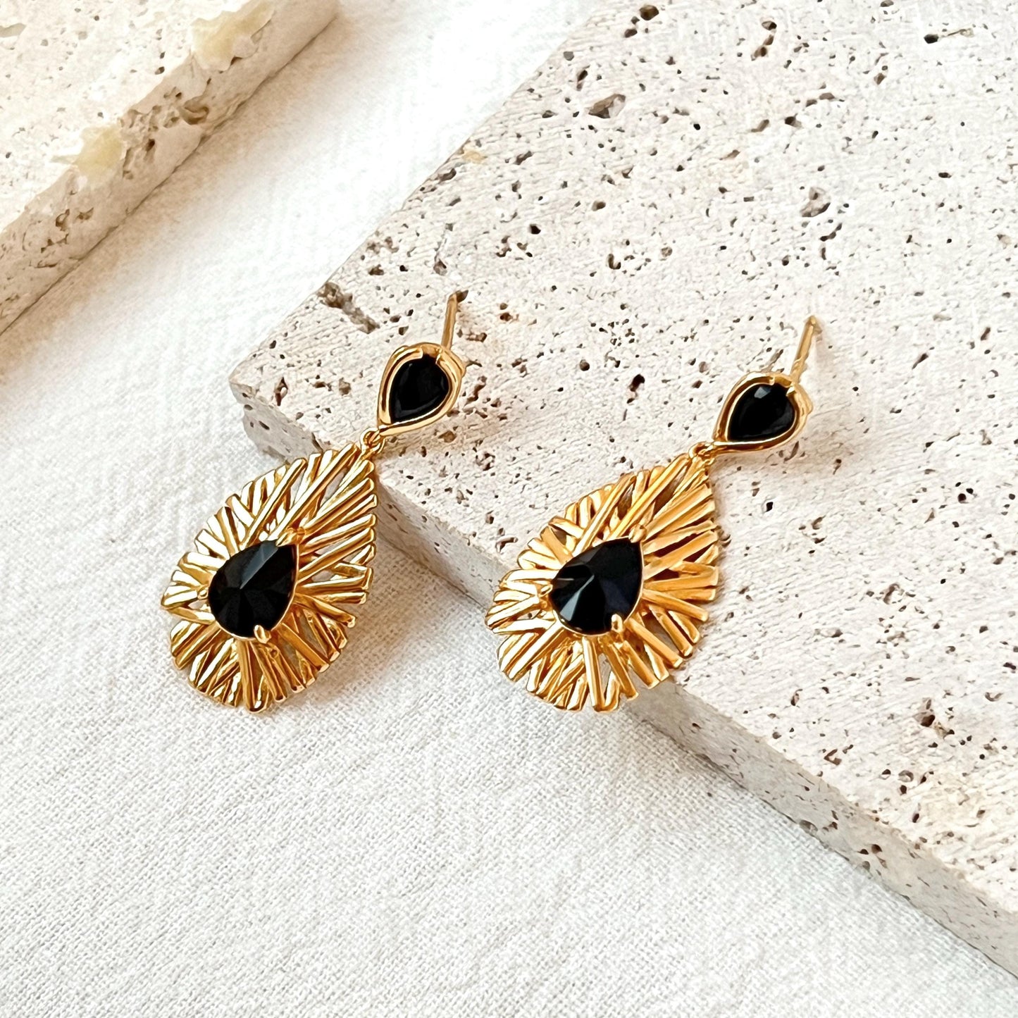 18K Vintage Gold Black CZ Sunburst Dangling Earrings,Dainty Teardrop Sun Dangle Earrings,Minimalist Everyday Jewelry,Birthday Gifts For Her