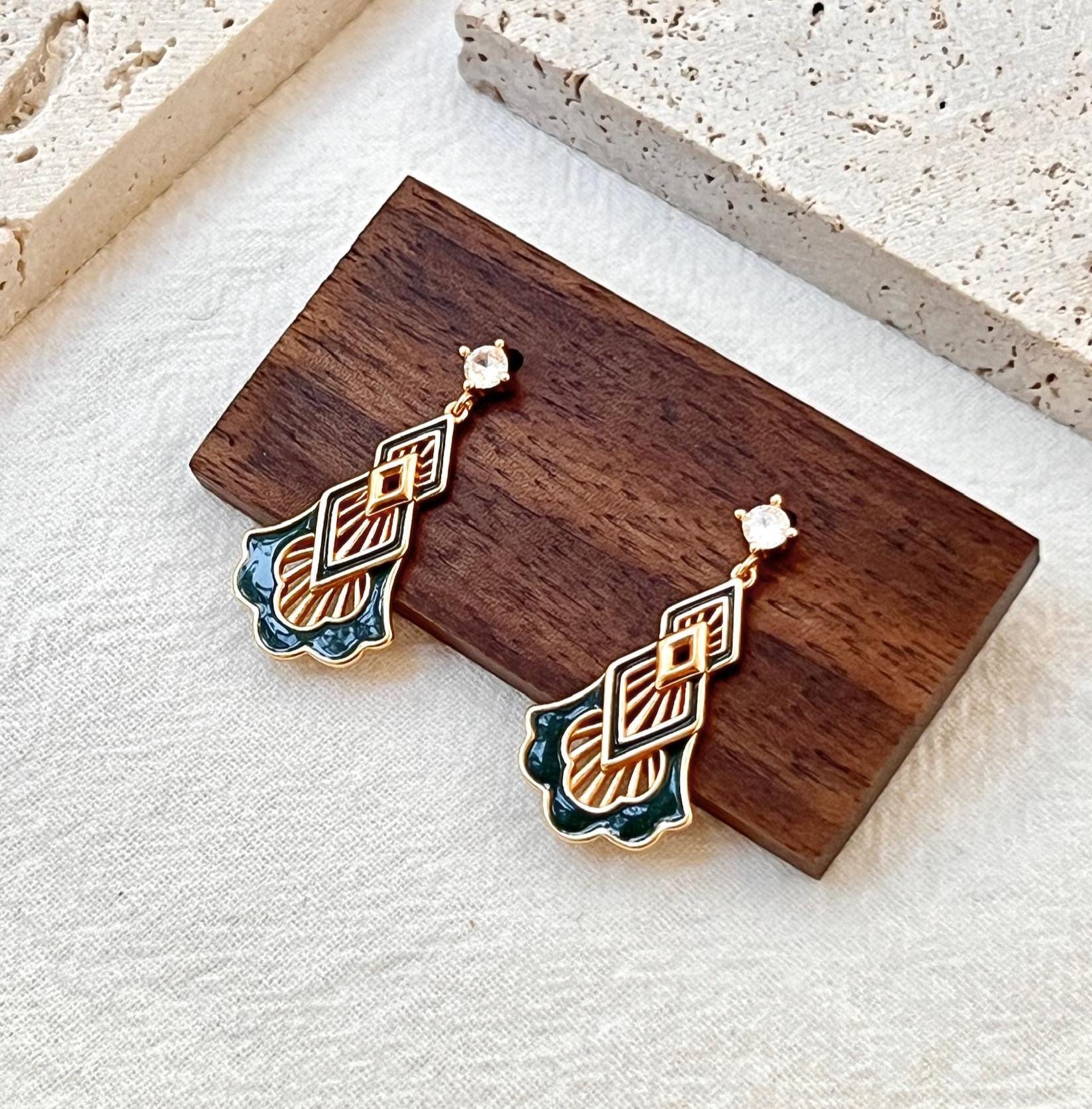 18K Vintage Gold Dainty Green Enamel Tree Dangling Earrings,Minimalist Gold Forest Drop Earrings,Christmas Earrings,Birthday Gifts For Her