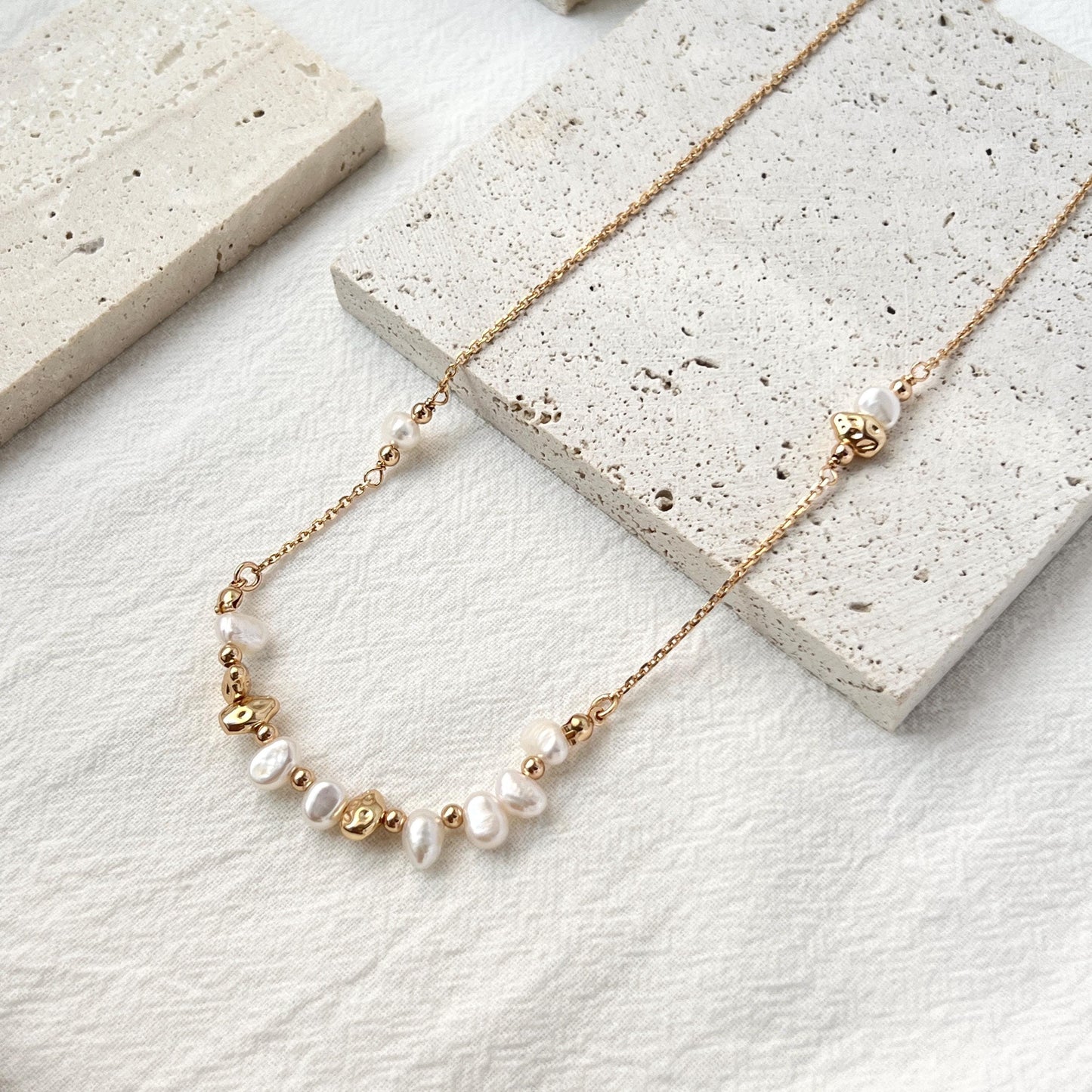 18K Gold Dainty Baroque Pearl Beaded Wedding Necklace,Minimalist Charming Bridal Jewelry,Bridesmaid Gifts,Christmas Birthday Gifts For Her