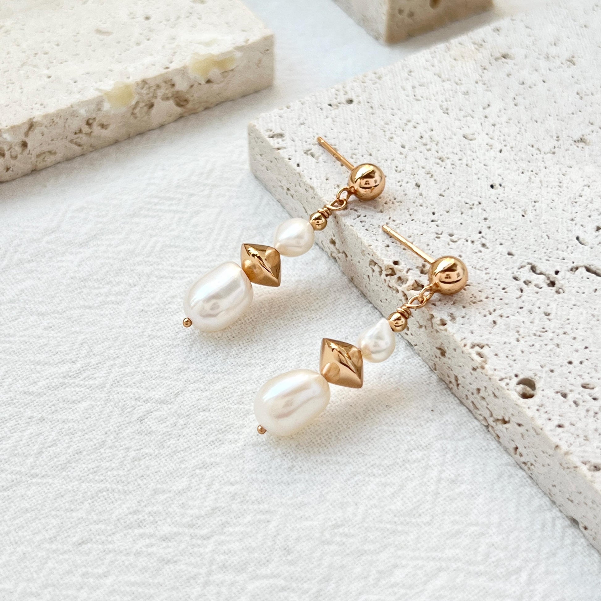 18K Vintage Gold Freshwater Baroque Pearl Dangling Earrings,Minimalist Dainty Pearl Drop Earrings,Wedding Jewelry,Birthday Gifts For Her