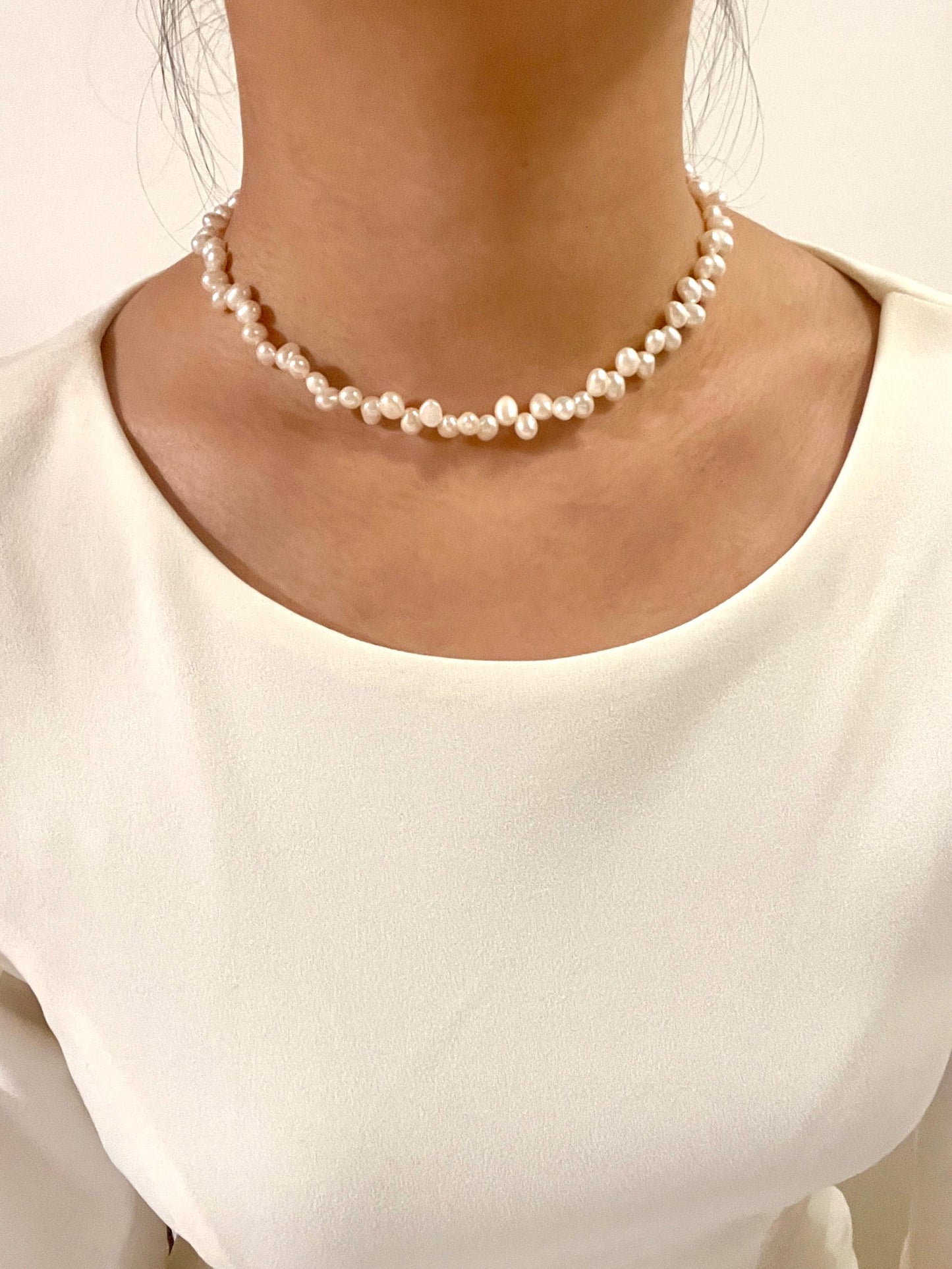 18K Gold Dainty Baroque Pearl Beaded Wedding Choker Necklace,Minimalist Elegant Bridal Jewelry,Bridesmaid Gift,Christmas Gift,Birthday Gift