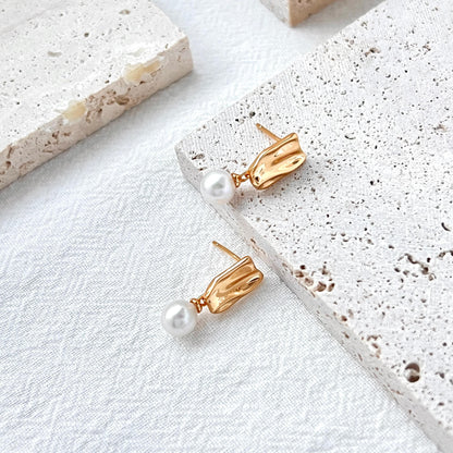 Dainty Freshwater Pearl Dangling Earrings,Minimalist Gold Drop Earrings,Everyday Dangle Earrings,Wedding Jewelry,Birthday Gift For Her