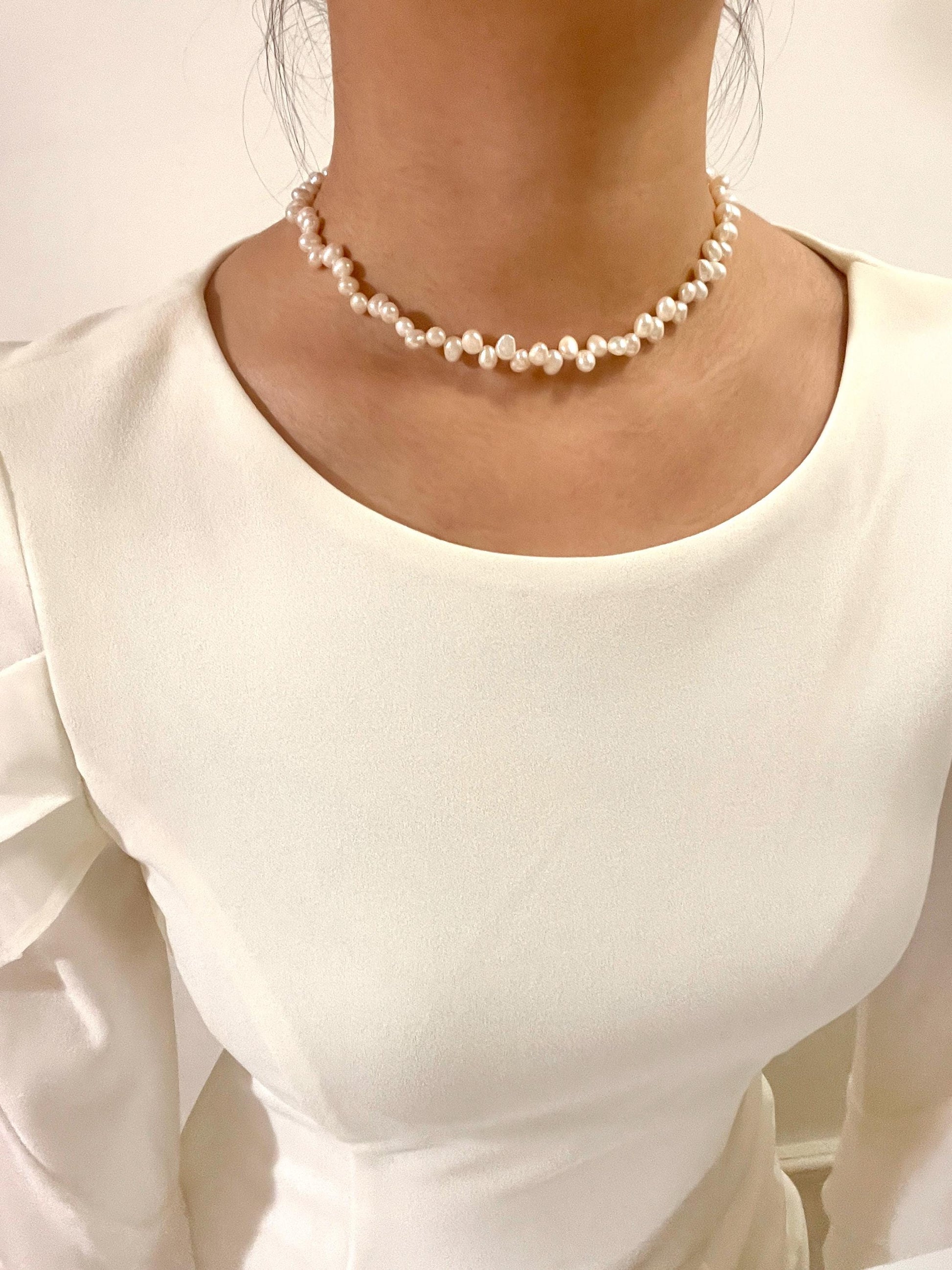 18K Gold Dainty Baroque Pearl Beaded Wedding Choker Necklace,Minimalist Elegant Bridal Jewelry,Bridesmaid Gift,Christmas Gift,Birthday Gift