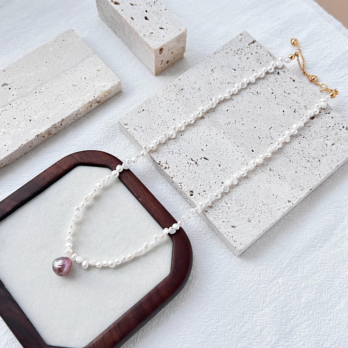 Dainty Freshwater Baroque Pearl Beaded Zigzag Necklace,Minimalist Dainty Interlaced Pearl Bead Choker,Wedding Bridal Jewelry,Birthday Gifts