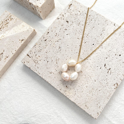 Dainty Freshwater Baroque Pearl Beaded Flower Necklace,Minimalist Everyday Floral Necklace,Bridesmaid Gift,Birthday Christmas Gift For Women