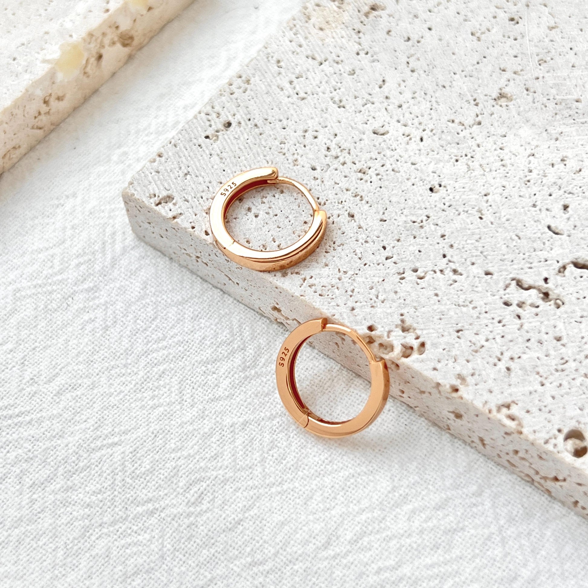 18K Gold Dainty Tiny Earrings Hoop,Minimalist Basic Huggie Hoops,Everyday Small Simple Thin Earrings,Birthday Anniversary Gifts For Her