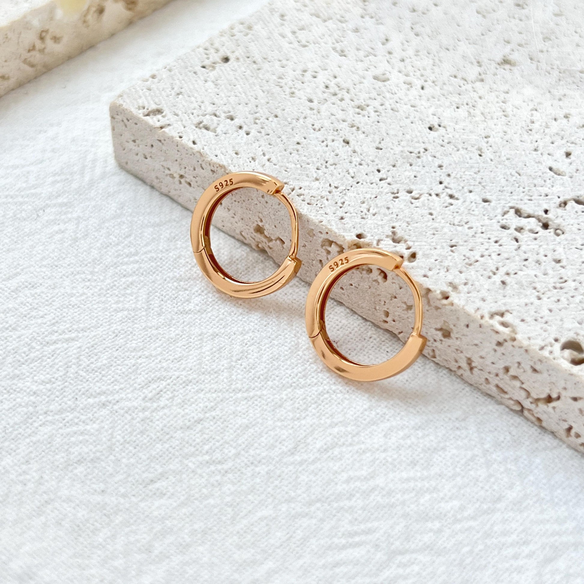 18K Gold Dainty Tiny Earrings Hoop,Minimalist Basic Huggie Hoops,Everyday Small Simple Thin Earrings,Birthday Anniversary Gifts For Her