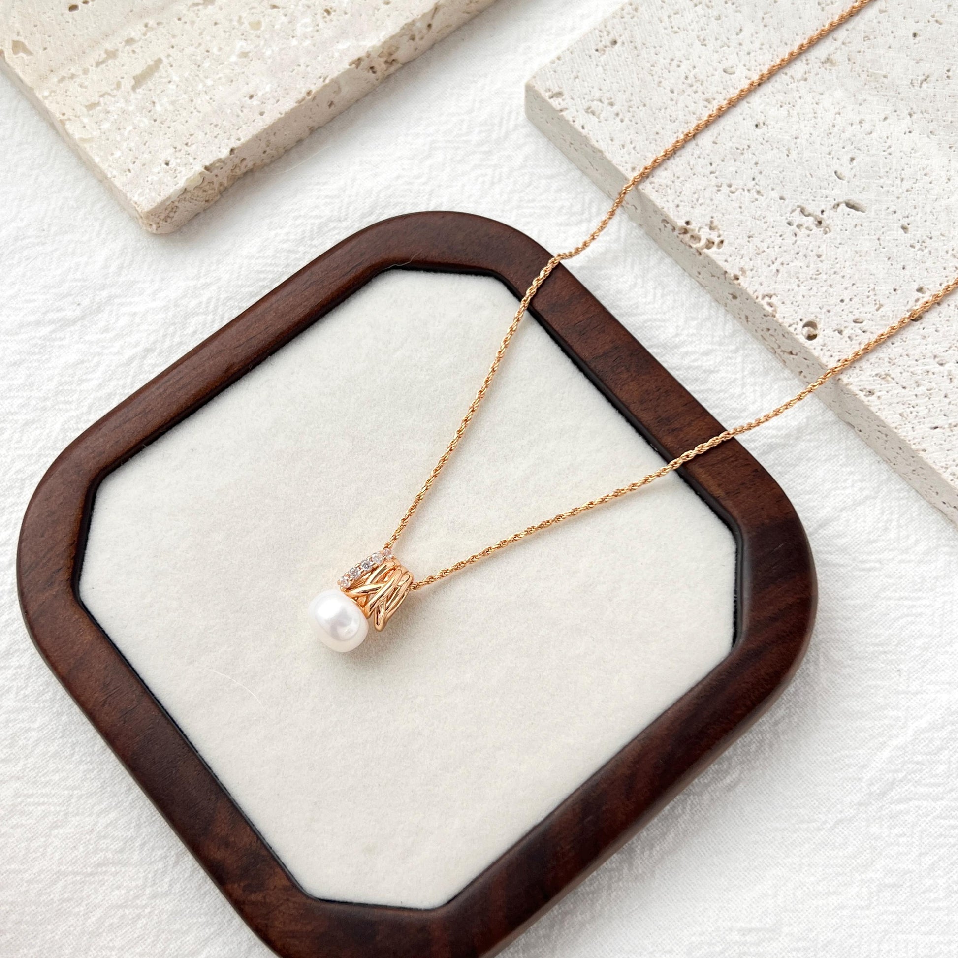 18K Gold Cage Tiny Single Pearl Necklace,Artistic Dainty Pearl Pendant Necklace,Minimalist Elegant Necklace,Everyday Jewelry Gift For Her